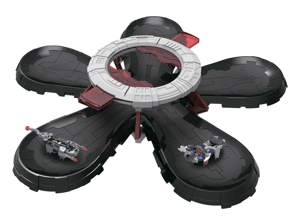 Стадион для поединков Hexbug Battle Stadium477-3322 Стадион для поединков Hexbug Battle Stadium477-3322Стадион Hexbug Battle Stadium- это специальная площадка для битв между Hexbug Transformers. Она представляет собой вогнутую площадку с 5 лопастями, которую микро-роботы не смогут покинуть самостоятельно. В центре над стадионом находится соединительная часть , где противники оказываются перед началом поединка. Как только раздвигается пол (с помощью легкого движения руки), бой начинается! В комплект сходят 2 микро-робота - Optimus Prime, глава Автоботов, и Lockdown, наемник-Десептикон. Каждый робот имеет мощный электромотор, за счет вибрации которого он движется вперед и сметает все на своем пути. Также каждый из них оснащен сменными элементами кинетической амуниции, датчиком удара, функцией контроля уровня здоровья и 2 режимами игры: тренировка и битва. В режиме Тренировка датчик удара и функция контроля уровня здоровья отключены, микро-роботы просто хаотично двигаются. В режиме Битва каждый удар снижает уровень здоровья микро-роботов. Кто же в поединке...