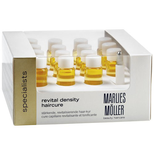 Marlies Moller Specialist - Средство для восстановления густоты волос 15 х 6 мл21029MM Marlies Moller Specialist - Средство для восстановления густоты волос 15 х 6 мл21029MMМощный натуральный биостимулятор для усиления роста волос. Возвращает здоровье коже головы. Укрепляет корни волос. Защищает луковицы и продлевает активный жизненный цикл волос. Сенсационно ускоряет рост волос. Увеличивает диаметр волоса. Делает волосы более плотными и эластичными. Глубоко увлажняет и восстанавливает структуру волос. Это сыворотка, упакованная во флакончики по 6 мл. В упаковке их 15. Один флакон рассчитан на два применения. Упаковка рассчитана на курс - 1 месяц. Наносится 1 раз в день (5 - 6 капель) массирующими движениями на кожу головы. Обязательно расчешите волосы щеткой для распределения средства по длине волос. Премиальный уход с профессиональным эффектом. Высокая концентрация активных компонентов. Мягкое средство без силиконов. Наносите средство для волос Revital Density Haircure один раз в день на кожу головы и втирайте его массирующими движениями. Можно наносить как на влажные волосы сразу после мытья, так и на сухие. Одной бутылочки хватает на два...