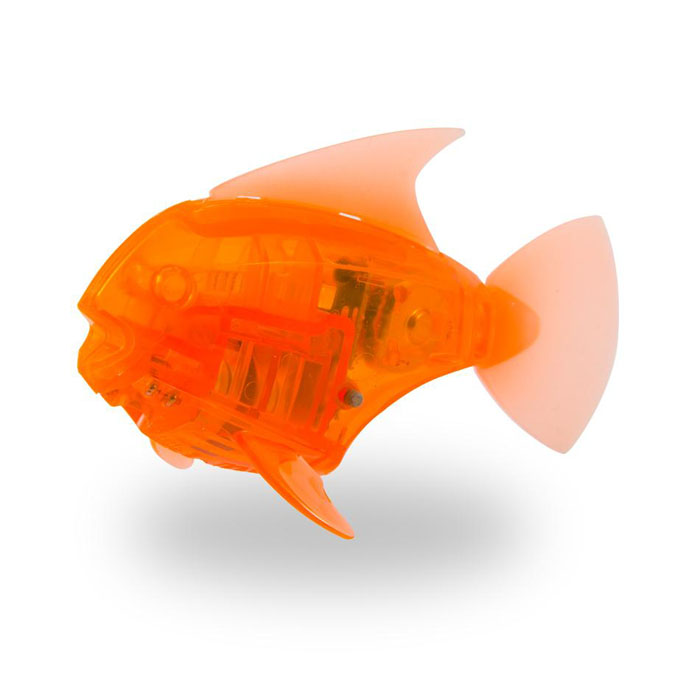 Микро-робот рыбка Hexbug Aquabot Angelfish, со световыми эффектами, цвет: оранжевый460-2976_5 Микро-робот рыбка Hexbug Aquabot Angelfish, со световыми эффектами, цвет: оранжевый460-2976_5Уникальный микро-робот рыбка Hexbug Aquabot Angelfish изготовлен из безопасного пластика и выполнен в виде забавной рыбки. Теперь микро-роботы осваивают и водные глубины! Микро-робот рыбка Hexbug Aquabot плавает как настоящая рыба и непредсказуем в направлении движения. Опустите его в воду и он оживет! Если микро-робот замер, то достаточно просто всколыхнуть воду и он снова поплывёт. Вне воды микро-робот автоматически выключается. Но и это еще не все, теперь микро-роботы рыбки оснащены световыми эффектами! Для работы игрушки необходимы 2 батареи типа LR44 (в комплекте 2 демонстрационные и 2 запасные батареи).