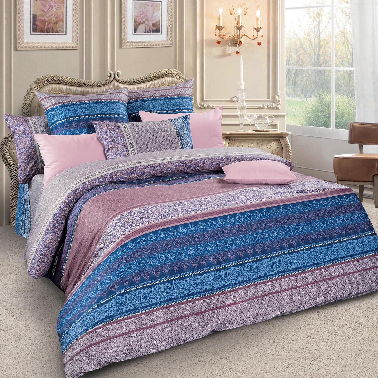 Комплект белья Letto, семейный, наволочки 70х70, цвет: фиолетовый. sm49-7sm49-7 Комплект белья Letto, семейный, наволочки 70х70, цвет: фиолетовый. sm49-7sm49-7Спокойная классика в сатиновом исполнении - залог комфорта и гармонии цвета в вашей спальни. Дополните свою спальню актуальным принтом от европейских дизайнеров! Это отличный подарок любителям модных трендов в цвете и дизайне. Комплект выполнен из сатина, который заслужено считается благородной тканью для постельного белья. Сатину свойственна практичность, долговечность, мягкость и изысканный блеск, такая ткань прекрасно впитывает влагу во время сна, комфортна на ощупь и не требует особого ухода. Серия Letto Сатин – это современные дизайны в европейской стилистике, которые прекрасно дополнят Вашу спальню. Обращаем внимание, что наволочки могут отличаться от представленных на фотографии. Также может отличаться и оттенок комплекта из-за разницы в цветопередаче мониторов.
