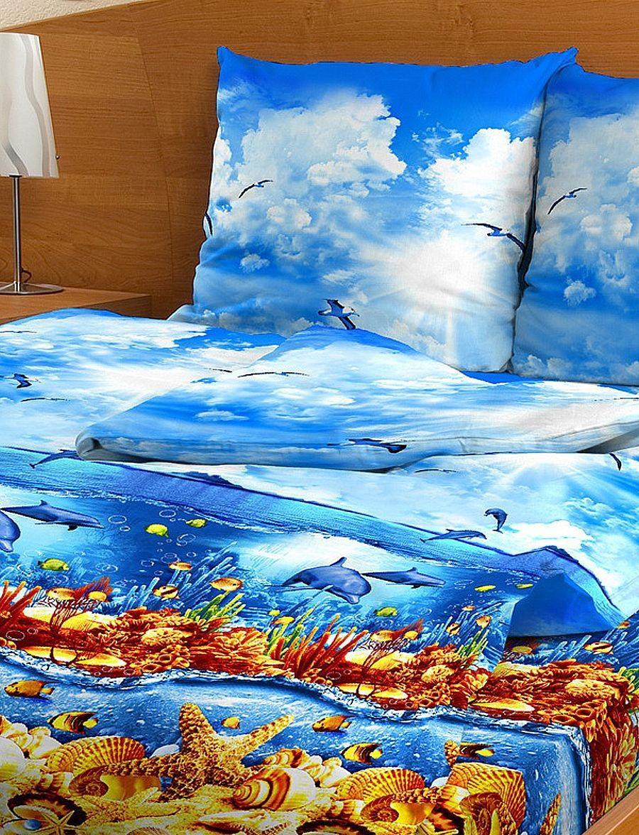 Комплект белья Letto, 2-спальное, наволочки 70х70, цвет: синий. В38-4В38-4 Комплект белья Letto, 2-спальное, наволочки 70х70, цвет: синий. В38-4В38-4Серия Letto Традиция выполнена из классической российской бязи, привычной для большинства российских покупательниц. Ткань плотная (125гр/м), используются современные устойчивые красители и в том числе технология с эффектом 3д. Традиционная российская бязь выгодно отличается от импортных аналогов по цене, при том, что сама ткань и толще, меньше сминается и служит намного дольше. Рекомендуется перед первым использованием постирать, но не пересушивать. Применение кондиционера при стирке сделает такое постельное белье мягче и комфортней. Пододеяльник на молнии. Обращаем внимание, что расцветка наволочек может отличаться от представленной на фото. Размер 2-спального комплекта: пододеяльник 175 х 215 см, простыня 180 х 220 см, наволочка 70х70 (2 шт).
