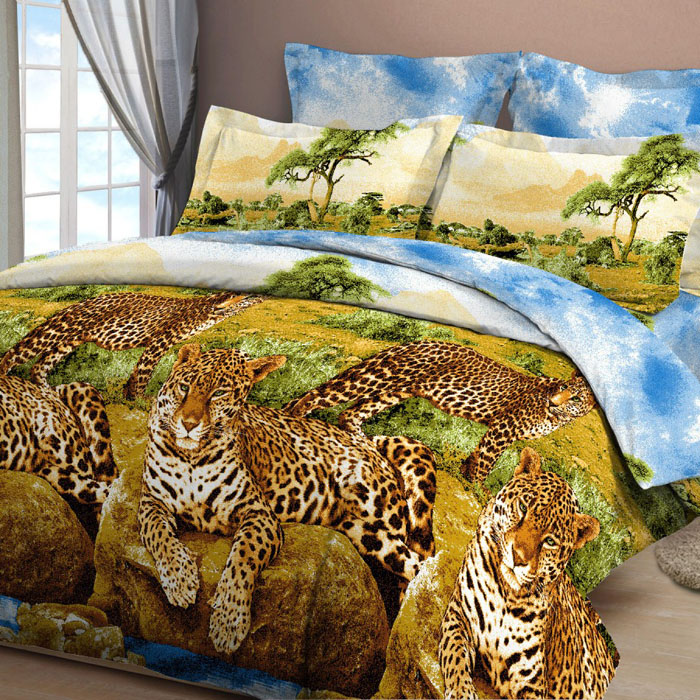 Комплект белья Letto, 2-спальный, наволочки 70х70, цвет: коричневый. B26-4B26-4 Комплект белья Letto, 2-спальный, наволочки 70х70, цвет: коричневый. B26-4B26-4Серия «Традиция» от Letto – это возможность купить оптом недорогое постельное белье, выполненной из классической российской бязи, знакомой многим домохозяйка. Не смотря на то, что на смену бязи пришли более комфортные ткани для постельного белья, такие как сатин и перкаль, бязь продолжает оставаться одним из самых востребованных продуктов на текстильном рынке России, благодаря своим потребительским свойствам и доступной цене. Для производства серии «Традиция» используется российская бязь, плотностью 125гр/м, с применением устойчивых импортных красителей и печати с новомодным эффектом 3D. Коллекция отшивается в традиционных размерах 1.5-cп, 2,0–сп. и евро размере с нав-ками 70*70.