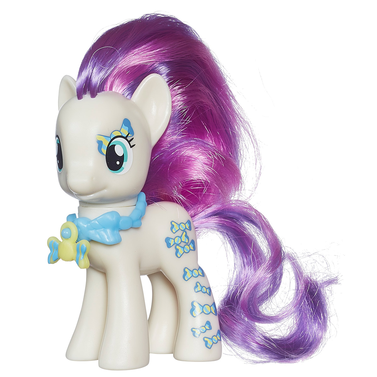 My Little Pony Фигурка пони Свити ДропсB3599EU4_B0389 My Little Pony Фигурка пони Свити ДропсB3599EU4_B0389Фигурка My Little Pony Свити Дропс привлечет внимание вашей малышки! Она выполнена из прочного пластика в виде красавицы пони Свити Дропс с яркими гривой и хвостом. Головка фигурки подвижна. Малышка пони неповторима и отмечена уникальными символами, находящимися у нее на боках. Отличительный знак появляется на пони, когда она понимает, что чем-то не похожа на остальных. Знак отличия Свити Дропс - леденцы. В комплект с пони входят украшение на шею с амулетом в виде леденца. Вашей принцессе понравится играть с фигуркой и воссоздавать сцены из любимого мультсериала. Порадуйте ее таким замечательным подарком!