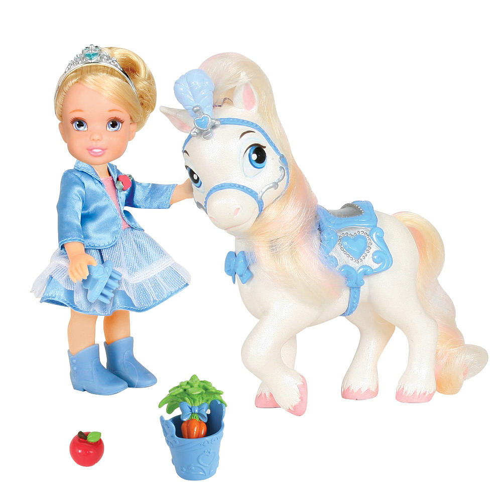 Disney Princess Игровой набор с мини-куклой Золушка и Пони755060_Золушка Disney Princess Игровой набор с мини-куклой Золушка и Пони755060_ЗолушкаИгровой набор Disney Princess Золушка и Пони придется по душе вашей маленькой принцессе. Набор состоит из куколки в виде Золушки, пони, ведерка, щетки для пони, морковки и яблока. Куколка со светлыми волосами одета в голубой наряд, на ножках - голубые полусапожки. Ваша малышка с удовольствием будет играть с набором, придумывая различные истории и проигрывая сюжеты из мультфильма. УВАЖАЕМЫЕ КЛИЕНТЫ! Обращаем ваше внимание на возможные незначительные изменения в дизайне элементов набора.