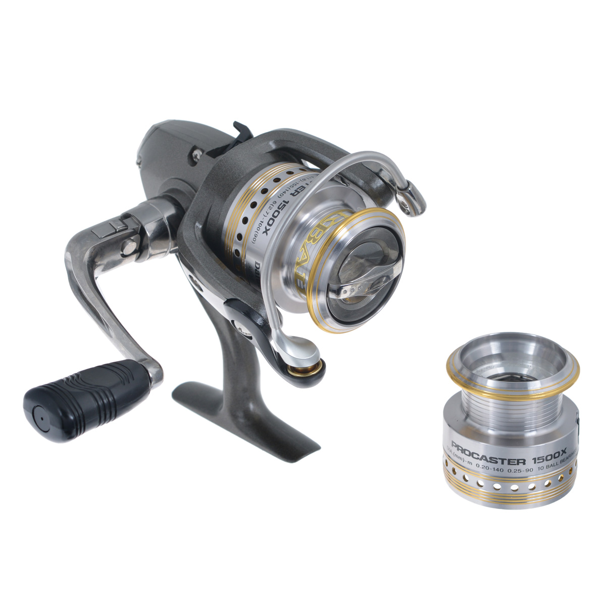 Катушка безынерционная Daiwa Procaster 1500 X, цвет: серый21793 Катушка безынерционная Daiwa Procaster 1500 X, цвет: серый21793Модельный ряд универсальных катушек Daiwa Procaster X одновременно предлагает более высокий уровень работы и качества. Каждая модель оснащена не только 10 шарикоподшипниками, но и прецизионным приводом Digigear, поэтому могут быть пририравнены к дорогостоящим моделям. Особенности катушки: Система привода Digigear. Противозакручиватель лески Twistbuster. Полая дужка Airbail. Алюминиевая шпуля ABS с титановым бортиком. Пропитанные тефлоном drag washers. Лескоукладыватель с шарикоподшипником из нитрида титана. Система Infinite anti-reverse. 10 шарикоподшипников. В комплекте поставляется запасная шпуля. Вес катушки: 290 г. Емкость шпули: 0,2 мм - 140 м, 0,25 мм - 90 м, 0,28 мм - 75 м. Намотка за оборот ручки: 68 см.