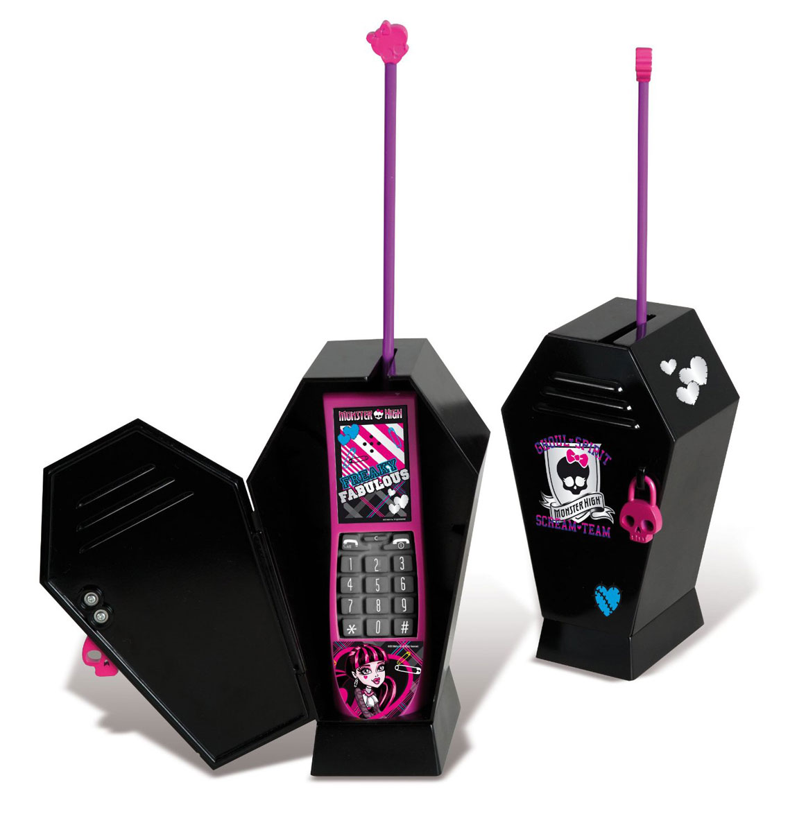 Monster High Электронная игрушка Телефон, 2 шт870260 Monster High Электронная игрушка Телефон, 2 шт870260Телефон Monster High предназначен для юных модниц и красавиц, которых невозможно представить без такого аксессуара. Он сконструирован таким образом, чтобы дети могли говорить и слушать одновременно, не нажимая никаких дополнительных кнопок. Телефон оснащен звуковыми эффектами и выполнен из высококачественных безопасных материалов. В наборе девочка найдет 2 рации в виде мобильного телефона, а также шкафчик в стиле популярной школы монстров. Рацию можно положить в шкафчик. Рация очень удобна и проста в управлений. Для передачи голосового сообщения нужно нажать кнопку, для прослушивания ответа - отпустить. Говорить нужно на расстоянии примерно 8 сантиметров от микрофона. Радиус действия рации - 80 метров. Для работы рации необходимы батарейки (в комплект не входят). Все детали изготовлены из высококачественного нетоксичного материала.