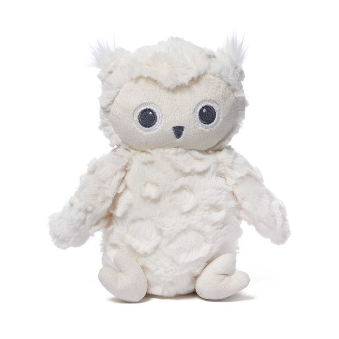 Игрушка-погремушка мягкая Gund Greary Owl Rattle, цвет: белый, 14 см. 40483904048390 Игрушка-погремушка мягкая Gund Greary Owl Rattle, цвет: белый, 14 см. 40483904048390Очаровательная мягкая игрушка Greary Owl Rattle не оставит вас равнодушным и вызовет улыбку у каждого, кто ее увидит. Игрушка выполнена из полиэстера в виде милого совенка белого цвета. Внутри совенка пластиковый элемент, который при потряхивании создает приятный негромкий звук, благодаря чему игрушку можно использовать в качестве погремушки. Плюшевые погремушки специально предназначены для того, чтобы маленькие пальчики развивались, хватая их. Погремушка идеально ложится в ручку, и ей можно трясти во время игр. Милые, мягкие и безопасные игрушки отличаются реалистичным внешним видом, напоминающим настоящего питомца. Только посмотрите на эту милую мордашку, которая так приветливо смотрит на вас. Разве можно устоять перед ее обаянием? Конечно нет, да и не нужно!