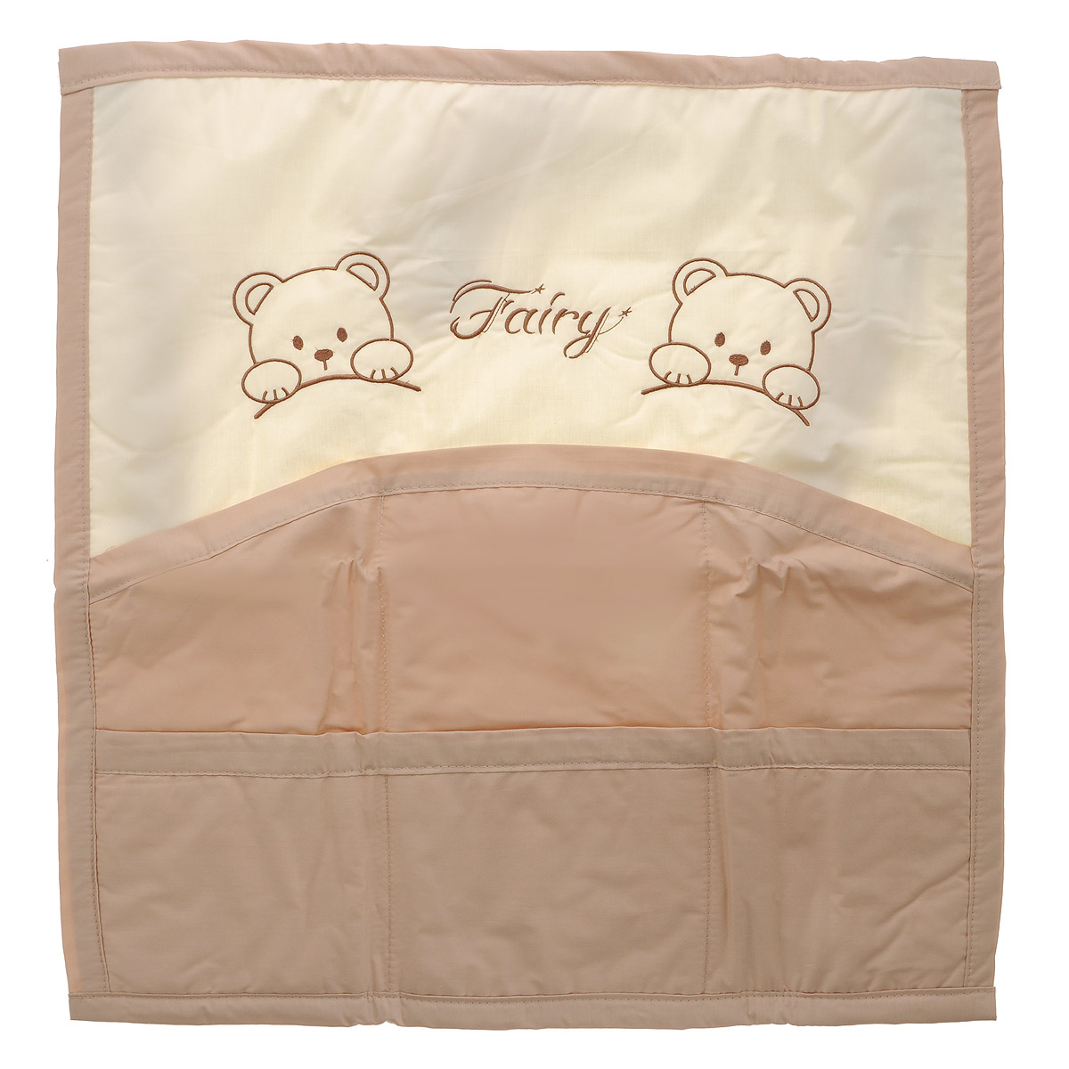 Карман на кроватку Fairy Мишки, цвет: молочный, бежевый, 59 см х 60 см5645 Карман на кроватку Fairy Мишки, цвет: молочный, бежевый, 59 см х 60 см5645Карман на кроватку Fairy Мишки изготовлен из натурального 100% хлопка с наполнителем из полиэстера. Изделие оборудовано шестью вместительными кармашками и предназначено для хранения самых необходимых вещей малыша (игрушки, соски, бутылочки, подгузников или пеленки) и создания благоприятного эмоционального фона детской комнаты. С помощью текстильных веревочек, карман можно привязывать к спинке кроватки, как с внешней, так и с внутренней стороны. Общий размер изделия: 59 см х 60 см. Средний размер кармашков: 17 см х 18 см.