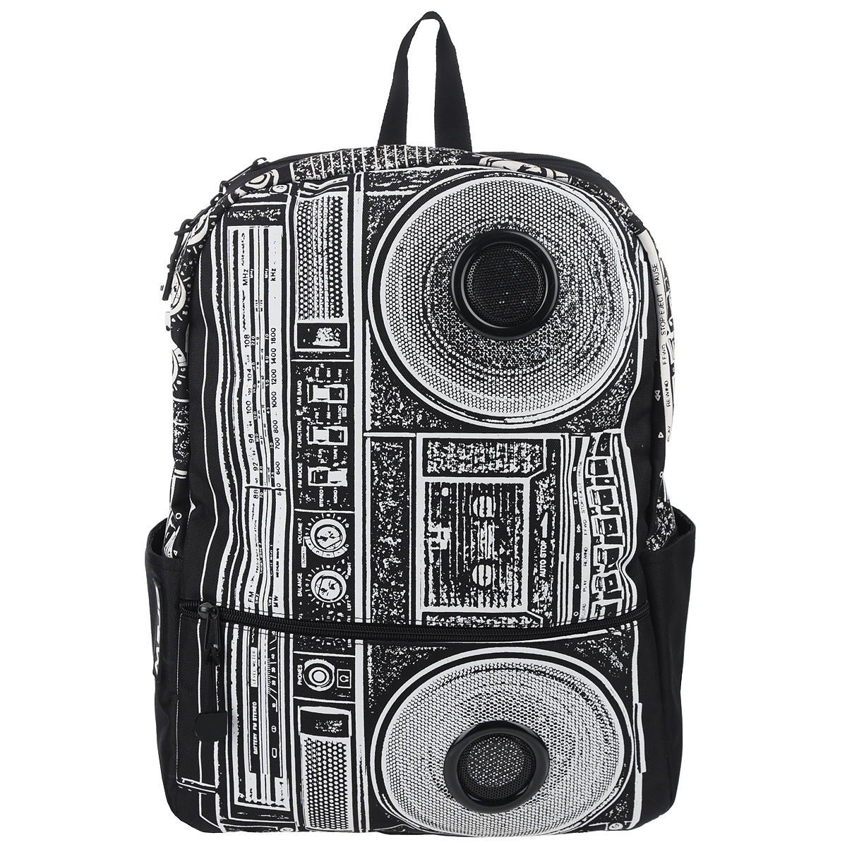 Рюкзак Mojo Pax Boombox, с динамиками, цвет: черный, белый. KZ9983489KZ9983489 Рюкзак Mojo Pax Boombox, с динамиками, цвет: черный, белый. KZ9983489KZ9983489Стильный городской рюкзак Mojo Pax Boombox выполнен из плотного полиэстера, материал изделия устойчив к воздействию влаги и солнца, оформлен принтом с изображением Boombox и дополнен динамиками. Рюкзак выполнен из плотного полиэстера, материал изделия устойчив к воздействию влаги и солнца. Модель очень вместительная и функциональная: в основной отсек, закрывающийся на застежку-молнию, вместятся тетрадки, учебники и другие вещи. Также имеется специальное отделение для планшета, с мягкими стенками для защиты гаджета от повреждений. Снаружи расположено 3 кармашка: один большой карман на молнии спереди и два открытых кармашка по бокам, один из них на липучке. Рюкзак имеет уплотненную спинку и мягкие широкие лямки регулируемой длины, а также петлю для переноски в руке. Однако, Boombox - это не просто обычный рюкзак. Он снабжен стереодинамиками с усилителем. Карман на липучке сбоку предназначен для iPod/iPhone, смартфона, mp3, CD плеера, которые легко подключаются к динамикам...