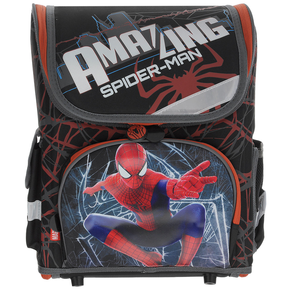 Ранец школьный Spider-man, с наполнением, цвет: черный, красныйSMOZ-UT1-116SET Ранец школьный Spider-man, с наполнением, цвет: черный, красныйSMOZ-UT1-116SETШкольный ранец Spider-man выполнен из современного легкого и прочного материала фиолетового цвета, дополненный яркими аппликациями с героями Spider-man. Ранец имеет одно основное отделение, закрывающееся на молнию. Ранец полностью раскладывается. Внутри главного отделения расположен накладной сетчатый карман и два разделителя с утягивающей резинкой, предназначенные для размещения предметов без сложения, размером до формата А4 включительно. На лицевой стороне ранца расположен накладной карман на молнии. По бокам ранца размещены два дополнительных накладных кармана, один на застежке-молнии, и один открытый. Рельеф спинки ранца разработан с учетом особенности детского позвоночника. Ранец оснащен удобной ручкой для переноски и двумя широкими лямками, регулируемой длины. Дно ранца защищено пластиковыми ножками. Многофункциональный школьный ранец станет незаменимым спутником вашего ребенка в походах за знаниями. В комплекте с ранцем идет наполнение: ...