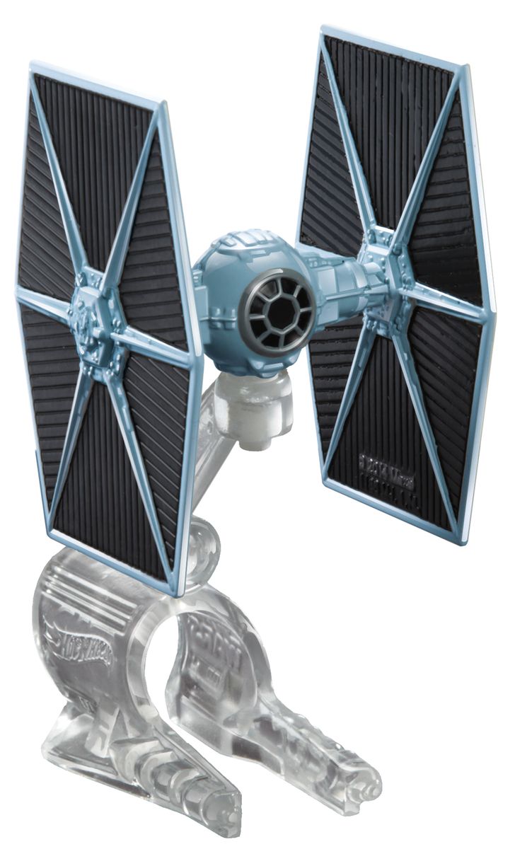 Hot Wheels Star Wars Звездный корабль The Fighter цвет серыйCGW52_CGW53_DRX09 Hot Wheels Star Wars Звездный корабль The Fighter цвет серыйCGW52_CGW53_DRX09Звездный корабль Hot Wheels The Fighter непременно приведет в восторг поклонника фантастической саги Звездные воины. В комплекте звездный корабль и подставка. Надевайте на руку устройство Flight Navigator и запускайте корабль в полет по комнате, прямо как в гиперпространстве, или устраивайте яростные космические сражения. Flight Navigator можно также использовать как подставку для игрушек. Звездолеты совместимы с игровыми наборами Hot Wheels Star Wars (продаются отдельно). Порадуйте своего ребенка такой необычной игрушкой!