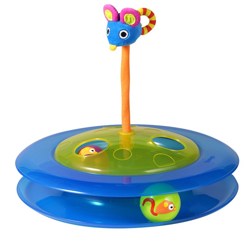 Игрушка для кошек Petstages Трек с двумя мячиками367YEX Игрушка для кошек Petstages Трек с двумя мячиками367YEXИгрушка для кошек Petstages Трек с двумя мячиками представляет собой два полупрозрачных пластиковых шарика и плюшевую мышку, наполненную кошачьей мятой. Два шарика, катаясь, предлагают вашей кошке поиграть, а плюшевая мышка сверху игрушки предназначена для поддержания интереса к игре. Высота мышки: 17 см. Диаметр игрушки: 31 см. Высота игрушки: 7,5 см. Диаметр мячика: 4 см. Товар сертифицирован.