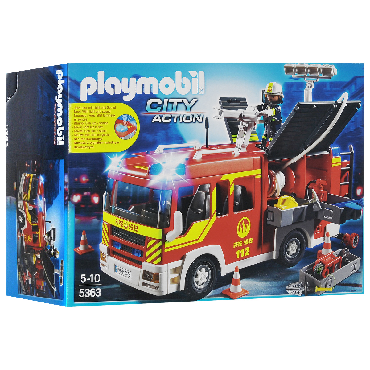 Playmobil Игровой набор Пожарная машина5363pm Playmobil Игровой набор Пожарная машина5363pmИгровой набор Playmobil Пожарная машина обязательно понравится вашему ребенку. Он выполнен из безопасного пластика и включает пожарную машину, фигурку пожарного и различные аксессуары для тушения пожара. У фигурки подвижные части тела; в руках она может удерживать предметы. Две сирены и мигалка расчистят дорогу пожарной машине. Для борьбы с огнем у пожарного есть не только огнетушитель, лопата и веревка, но и водяная пушка. Ваш ребенок с удовольствием будет играть с набором, придумывая захватывающие истории. Рекомендуемый возраст: от 5 до 10 лет. Необходимо докупить 2 батарейки напряжением 1,5V типа ААА (не входят в комплект).