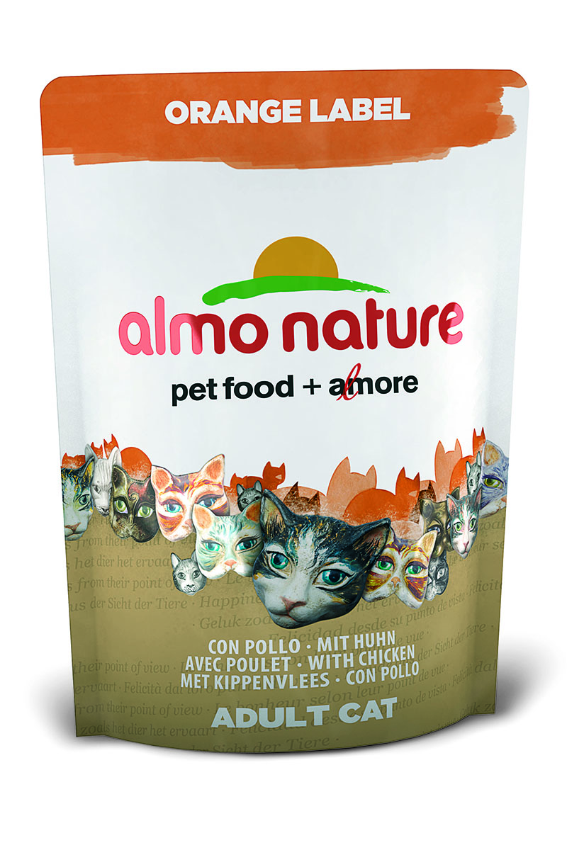 Для Кастрированных кошек с Курицей (Orange label Cat Chicken),105 г.23235 Для Кастрированных кошек с Курицей (Orange label Cat Chicken),105 г.23235Состав: мясо курицы и ее производные (из которых 28% дегидрированного мяса и 15% свежего мяса), злаки, масла и жиры, экстракт растительного белка, дрожжи, минералы, субпродукты растительного происхождения. Питательные добавки: таурин 0,6 г/кг, L-карнитин 0,11 г/кг, витамин D3 334 МЕ/кг, витамин Е 167 мг/кг, витамин С 84 мг/кг, Микроэлементы: железо 10 мг/кг, медь 0,1 мг/кг, цинк 68 мг/кг, марганец 0,6 мг/кг Гарантированный анализ: белки – 32,3%, клетчатка – 1,3%, жиры – 14,3%, зола – 8,2%, влажность 8%. Калорийность – 3602 ккал/кг