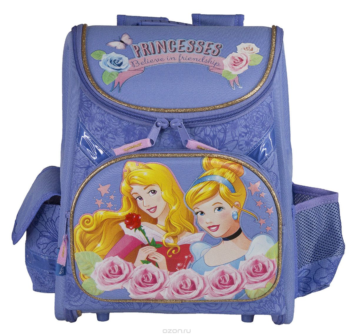Ранец школьный Kinderline Princess, цвет: сиреневыйPRCB-MT1-114 Ранец школьный Kinderline Princess, цвет: сиреневыйPRCB-MT1-114Ранец школьный Kinderline Princess выполнен из современного легкого и прочного материала сиреневого цвета с яркой аппликацией. Ранец имеет одно основное отделение, закрывающееся на молнию с двумя бегунками. Ранец полностью раскладывается. Внутри главного отделения расположены: накладной сетчатый карман и два разделителя с утягивающей резинкой, предназначенные для размещения предметов без сложения, размером до формата А4 включительно. На лицевой стороне ранца расположен накладной карман на молнии. По бокам ранца размещены два дополнительных накладных кармана, один под клапаном на липучке, и один открытый. Рельеф спинки ранца разработан с учетом особенности детского позвоночника. Ранец оснащен ручкой для переноски и двумя широкими лямками, регулируемой длины. Дно ранца защищено пластиковыми ножками. Ранец оснащен удобной ручкой для переноски и двумя широкими лямками, регулируемой длины. Многофункциональный школьный ранец станет незаменимым спутником вашего...