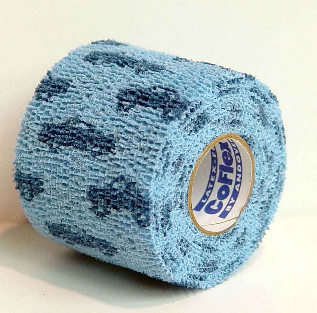 Бандаж для животных Andover Co-Flex, цвет: голубой, синий, 5 см х 450 см5200CT-036 Бандаж для животных Andover Co-Flex, цвет: голубой, синий, 5 см х 450 см5200CT-036Бандаж для животных Andover Co-Flex - это эластичный самофиксирующийся бинт. Имеет контролируемую компрессию (оказывает оптимальное давление на мягкие ткани и кровеносные сосуды, не сдавливая и не стягивая их). При необходимости бандаж легко оторвать в ручную, без применения острых режущих предметов (ножниц). Бандаж легко наносится, снимается, моделируется (не прилипает к коже и шерсти, не смещается) - нет необходимости в зажимах или других фиксаторах. Воздухопроницаем и влагонепроницаем, что обеспечивает защиту от грязи и влаги. Длина: 4,5 м. Ширина: 5 см.