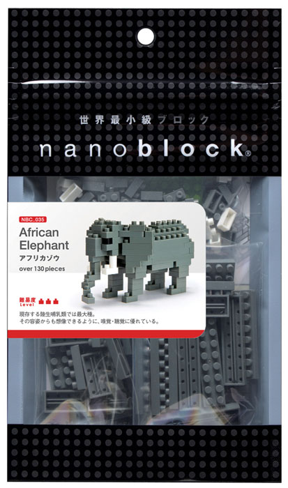 Nanoblock Мини-конструктор Африканский слонNBC_035 Nanoblock Мини-конструктор Африканский слонNBC_035Африканский саванный слон - самое крупное из современных наземных позвоночных. Населяет огромную территорию к югу от Сахары. Одна из ярких особенностей этого вида слонов - огромные уши. Слон собирается из 120 кирпичиков Наноблок. Несмотря на это, готовая фигурка легко поместится на ладони! Особенности этого объекта - подвижные уши и длинный хобот. В комплекте: более 120 элементов + запасные, подставка-стенд, цветная схема сборки. Конструктор Nanoblock - самый маленький в мире конструктор, крайне необычный, как все японское. Высокоточные трехмерные модели из деталей подобных Лего, но предельно уменьшенных в размерах, стали хитом в Японии и буквально произвели фурор в Америке, Европе, Азии и Австралии. Самая маленькая деталь конструктора - 4 мм х 4 мм, а классический прямоугольный элемент 2-на-4 точки имеет размер 8 мм х 16 мм и 5 мм высотой. Запатентованный дизайн деталей и высочайшее качество пластика обеспечивают надежное соединение даже при...