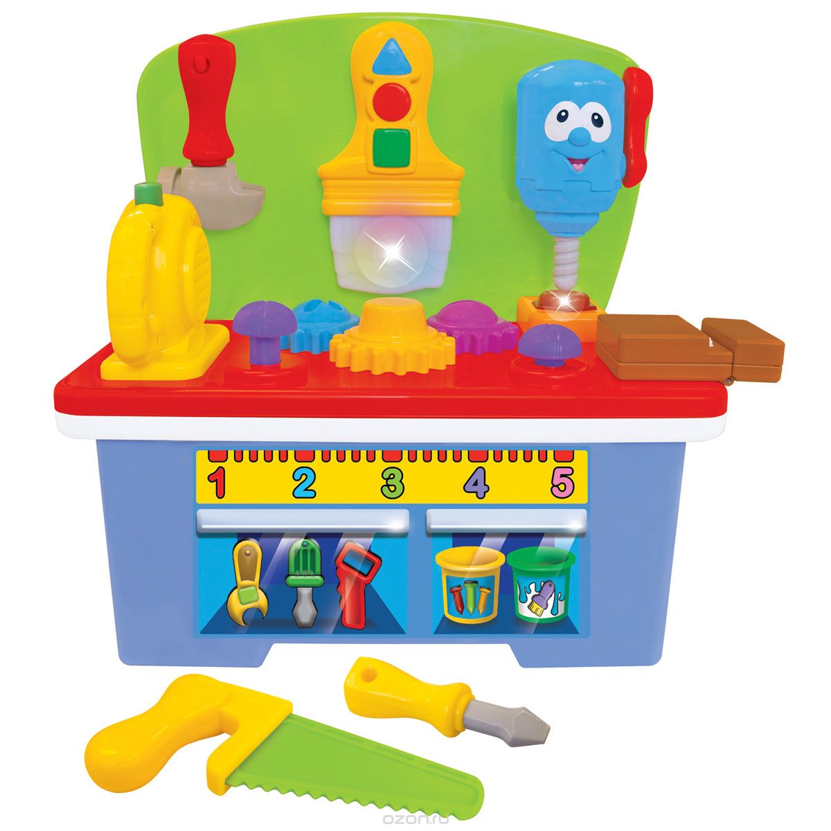 Kiddieland Развивающий центр МастерскаяKID 049882 Kiddieland Развивающий центр МастерскаяKID 049882Развивающий центр Kiddieland Мастерская - это многофункциональный развивающий центр, с помощью которого мальчишки узнают назначение различных инструментов и научатся основам работы с ними. Кроме реалистичных инструментов, поющая мастерская имеет специальную рабочую зону. Часть столешницы позволит потренироваться в мастерстве забивания гвоздей и закручивании болтов, при этом малыш может привести в движение шестеренки. Во время работы поющей мастерской слышны разнообразные звуки и мелодии, светятся лампочки. Кисть - часть элементов верстака. Она украшена геометрическими фигурами, нажимая на которые, ребенок услышит забавные звуки. В комплекте также имеются игрушечные пила, дрель и молоток. Игрушка развивает мелкую моторику, мышление, зрительное и звуковое восприятие. Рекомендуемый возраст: от 12 месяцев. Питание: 3 батарейки типа АА (входят в комплект).