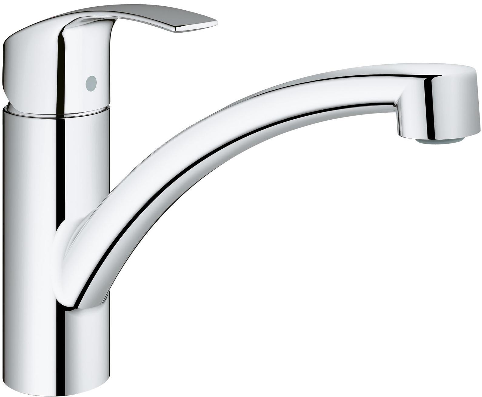 Смеситель для кухни GROHE Eurosmart new с низким изливом и водосберегающим картриджем, хром30260002 Смеситель для кухни GROHE Eurosmart new с низким изливом и водосберегающим картриджем, хром30260002GROHE Eurosmart New: функционально безупречный кухонный смеситель с лаконичным дизайном Этот кухонный смеситель из коллекции GROHE Eurosmart New обеспечит Вам всю необходимую свободу действий для повседневной работы на кухне. Его излив, вращающийся в радиусе 140°, отличается увеличенным охватом рабочего пространства и одновременно с этим не задевает окружающие стены и шкафы. Картридж с технологией GROHE SilkMove обеспечивает плавность регулировки температуры и напора воды. В данном смесителе для мойки также применяется технология GROHE SilkMove ES, в соответствии с которой в центральном положении рычага подается холодная вода, что позволяет экономить средства на нагреве воды. Система крепления аэратора Easy Exchange Mousseur позволит Вам демонтировать его с целью очистки или замены с помощью обычной монеты. Глянцевое хромированное покрытие GROHE StarLight придает смесителю неприхотливость в уходе, а раздельные внутренние протоки обеспечивают защиту питьевой воды от загрязнений. ...