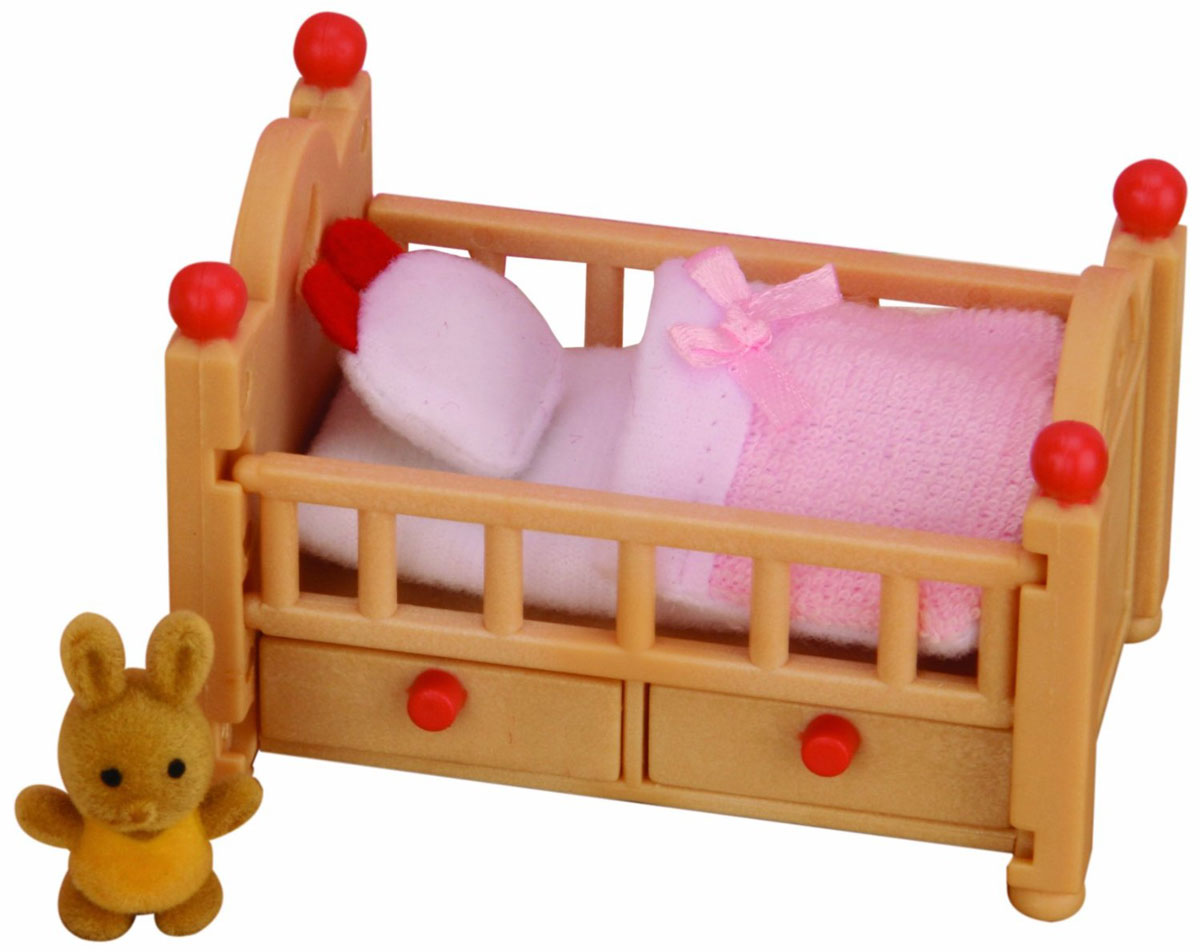 Sylvanian Families Игровой набор Детская кроватка2929 Sylvanian Families Игровой набор Детская кроватка2929Игровой набор Детская кроватка привлечет внимание вашего ребенка и станет отличным подарком для поклонников жителей чудесной страны Sylvanian Families. В комплект входит кроватка с ящичками, постельные принадлежности и игрушка. Компания была основана в 1985 году, в Японии. Sylvanian Families очень популярен в Европе и Азии, и, за долгие годы существования, компания смогла добиться больших успехов. 3 года подряд в Англии бренд Sylvanian Families был признан Игрушкой Года. Сегодня у героев Sylvanian Families есть собственное шоу, полнометражный мультфильм и сеть ресторанов, работающая по всей Японии. Sylvanian Families - это целый мир маленьких жителей, объединенных общей легендой. Жители страны Sylvanian Families - это кролики, белки, медведи, лисы и многие другие. У каждого из них есть дом, в котором есть все необходимое для счастливой жизни. В городе, где живут герои, есть школа, больница, рынок, пекарня, детский сад и множество других полезных...