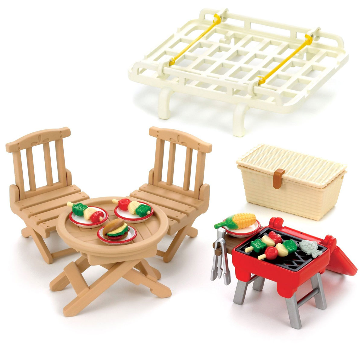 Sylvanian Families Игровой набор Семейный пикник с багажником для автомобиля2884 Sylvanian Families Игровой набор Семейный пикник с багажником для автомобиля2884Игровой набор Семейный пикник, с багажником для красного автомобиля привлечет внимание вашего ребенка и станет отличным подарком для поклонников жителей чудесной страны Sylvanian Families. С помощью элементов набора ваш ребенок сможет отправить своих любимых героев Sylvanian Families на пикник, для которого есть все необходимое. Набор включает в себя багажник, стол, 2 стульчика, набор для барбекю, корзину, посуду и продукты. Sylvanian Families - это целый мир маленьких жителей, объединенных общей легендой. Жители страны Sylvanian Families - это кролики, белки, медведи, лисы и многие другие. У каждого из них есть дом, в котором есть все необходимое для счастливой жизни. В городе, где живут герои, есть школа, больница, рынок, пекарня, детский сад и множество других полезных объектов. Жители этой страны живут семьями, в каждой из которой есть дети. В домах Sylvanian Families царит уют и гармония. Домашние животные радуют хозяев. Здесь продумана каждая...