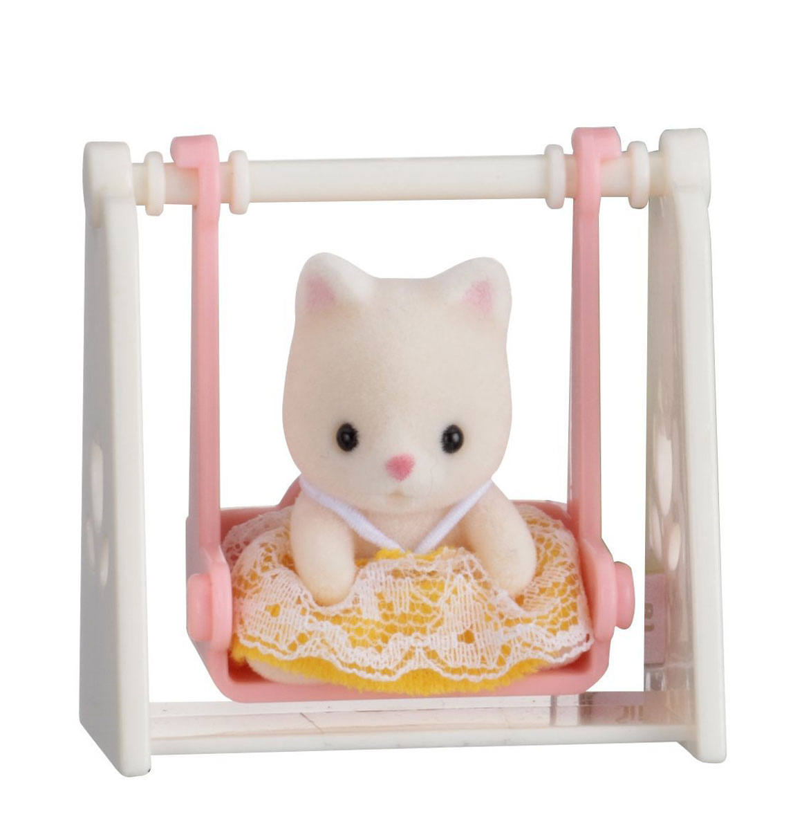 Sylvanian Families Фигурка Малыш котенок на качелях5201 Sylvanian Families Фигурка Малыш котенок на качелях5201Славная фигурка Sylvanian Families Малыш котенок на качелях сможет прекрасно дополнить коллекцию Sylvanian Families. Кошечка одета в прелестное желтое платье с кружевами. Платьице легко снимается с игрушки, ребенок сможет одеть кошечку в любой наряд. К фигурке прилагаются чудесные розовые качели, на которых персонаж очень любит качаться. Все элементы выполнены с невероятной тщательностью из безопасных материалов. Компания Sylvanian Families была основана в 1985 году, в Японии. Sylvanian Families очень популярна в Европе и Азии и, за долгие годы существования, компания смогла добиться больших успехов. 3 года подряд в Англии бренд Sylvanian Families был признан Игрушкой Года. Сегодня у героев Sylvanian Families есть собственное шоу, полнометражный мультфильм и сеть ресторанов, работающая по всей Японии. Sylvanian Families - это целый мир маленьких жителей, объединенных общей легендой. Жители страны Sylvanian Families - это кролики,...