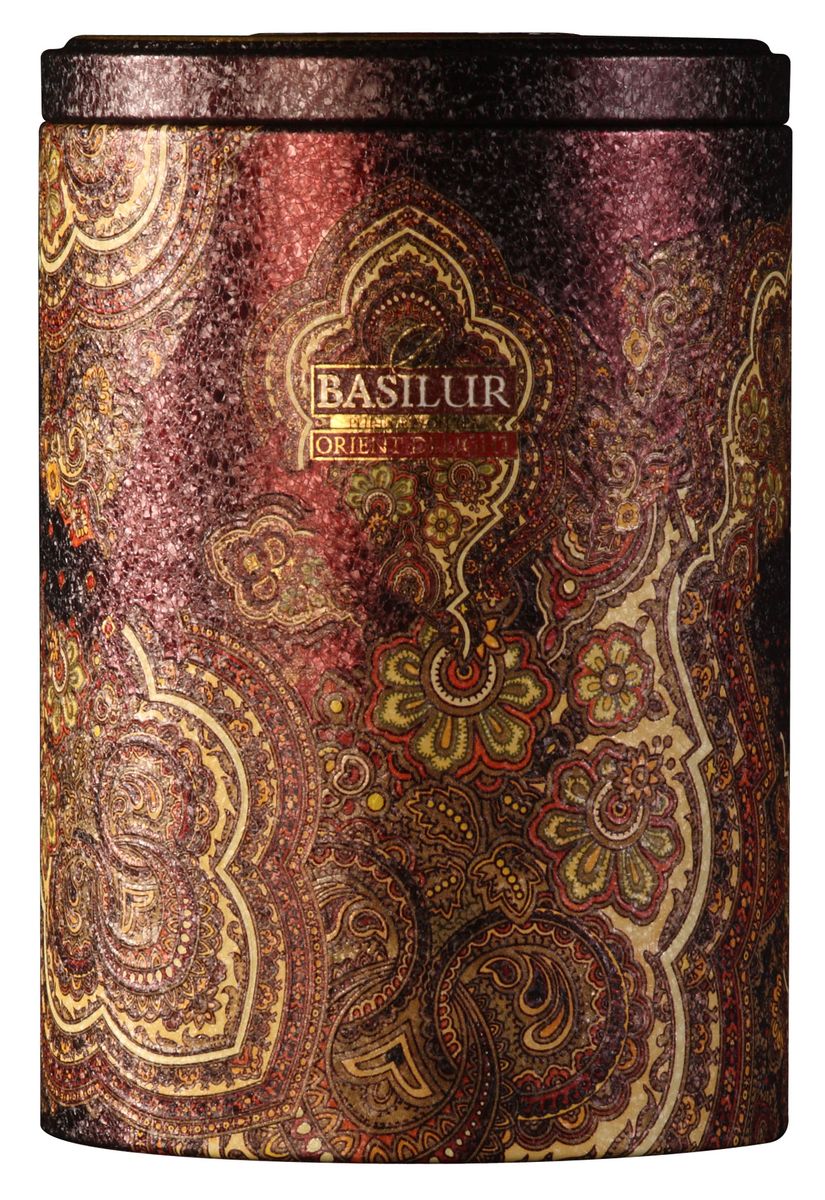 Basilur Orient Delight черный листовой чай, 100 г (жестяная банка)70227-00 Basilur Orient Delight черный листовой чай, 100 г (жестяная банка)70227-00Чёрный цейлонский байховый листовой чай Basilur Orient Delight с типсами - настоящий деликатес для любителей чая! Чай сорта FBOP Extra Special с типсами (чайными почками) с острова Цейлон порадует вас насыщенным темно-красным настоем и великолепным ароматом с мягкой медовой нотой. Чайные почки - типсы - являются отличительным признаком высокого качества чая класса премиум. Два аккуратно скрученных листка и почка при заваривании создают неповторимый медовый аромат и тонкий нежный вкус чая, выращенного на горных склонах острова Цейлон.