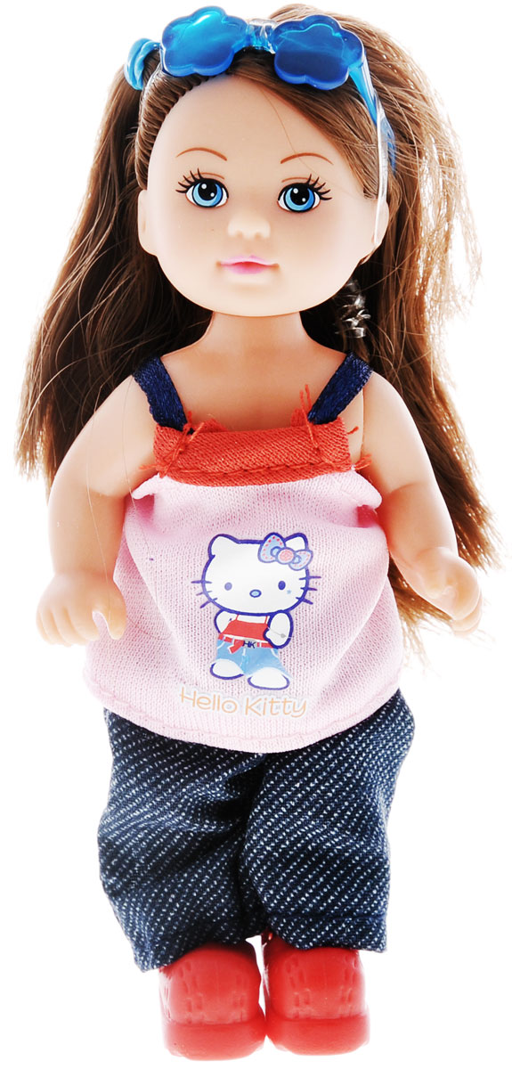 Simba Кукла Hello Kitty: Еви, цвет: розовый, синий5733512_брюнетка, розовая майка Simba Кукла Hello Kitty: Еви, цвет: розовый, синий5733512_брюнетка, розовая майкаКукла Simba Hello Kitty: Еви порадует вашу малышку и доставит ей много удовольствия от часов, посвященных игре с ней. Кукла одета в симпатичное платье с рисунком Hello Kitty, и красные ботиночки, а на голове ее - очки. Кукла имеет красивые темные волосы, которые можно заплетать в различные прически. Голова, ручки и ножки куклы поворачиваются, что сделает игру с ней еще реалистичнее и интереснее. Порадуйте свою малышку таким великолепным подарком.