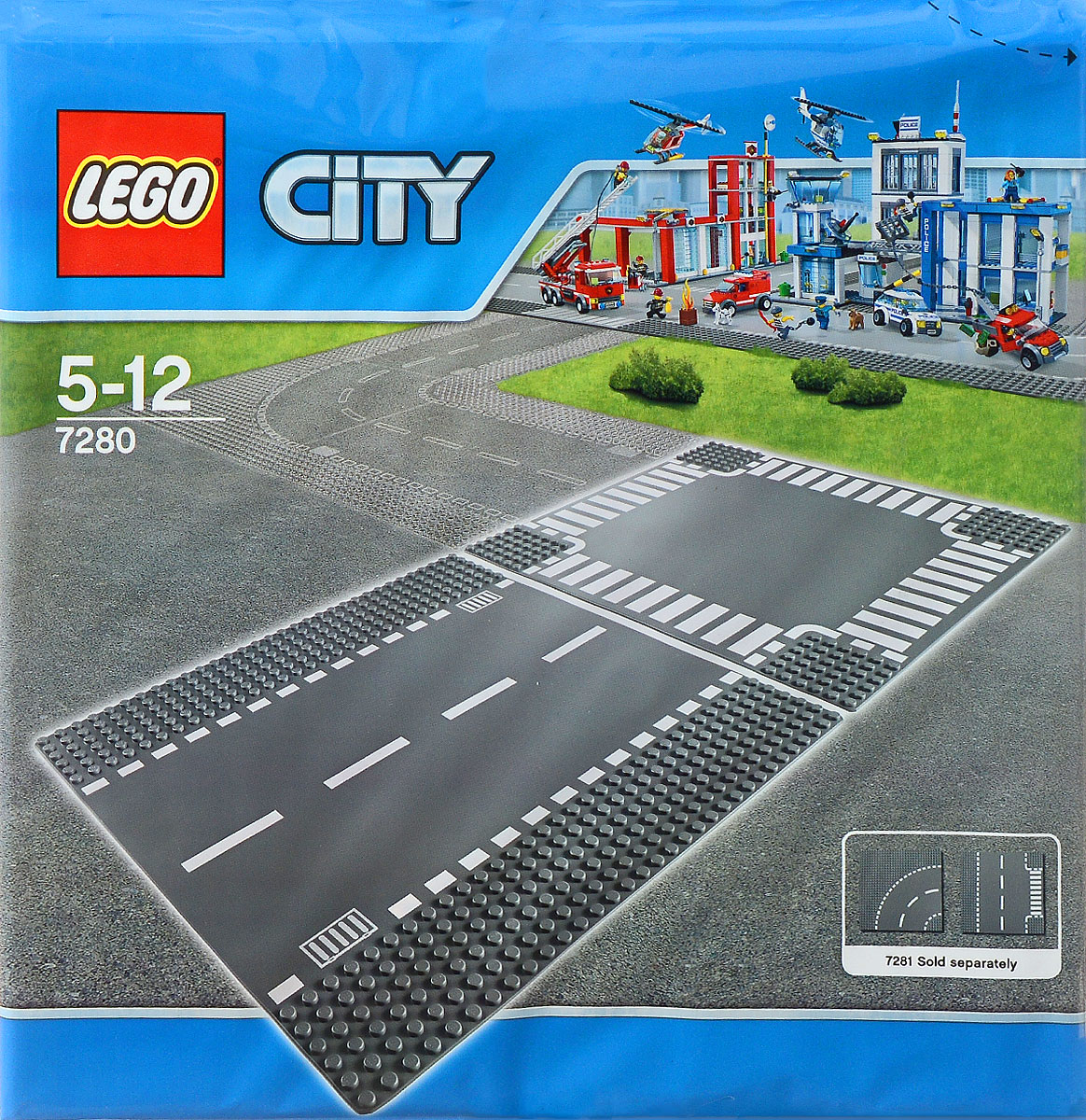 LEGO City Конструктор Перекресток 72807280 LEGO City Конструктор Перекресток 72807280Пластина Перекресток предназначена специально для игр с машинками Lego. На пластину нанесена дорожная разметка. Пластина состоит из двух участков: прямого участка дороги и Т-образного перекрестка. С помощью такой пластины можно создавать сложные трассы и превратить игру в настоящие приключения! В процессе игры с конструкторами LEGO дети приобретают и постигают такие необходимые навыки как познание, творчество, воображение. Обычные наблюдения за детьми показывают, что единственное, чему они с удовольствием посвящают время - это игры. Игра - это состояние души, это веселый опыт познания реальности. Играя, дети создают собственные миры, осваивают их, восстанавливают прошедшие и будущие события через понарошку, а, познавая, приобретают знания и умения. Фантазия ребенка безгранична, беря свое начало в детстве, она позволяет ребенку учиться представлять в уме, она помогает ему выражать свою индивидуальность, творить, давать форму или выражение чувствам, идеям, а это означает, что...