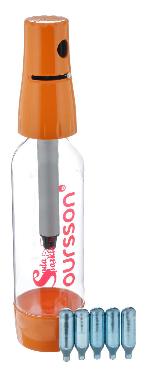 Сифон Oursson Soda Sparkle, цвет: прозрачный, оранжевый, 1 лOS1000SK/OR Сифон Oursson Soda Sparkle, цвет: прозрачный, оранжевый, 1 лOS1000SK/ORСифон Oursson Soda Sparkle изготовлен из безопасного пищевого пластика (BPA free). С ним вы всегда легко и быстро сможете приготовить любимый газированный напиток. К сифону прилагается многоразовая бутылка с винтовой крышкой и 5 металлических баллонов с газом СО2. Не подходит для мытья в посудомоечной машине или горячей воде. Высота головки сифона: 12,5 см. Длина зарядного стержня: 14 см. Диаметр бутылки (по верхнему краю): 4 см. Диаметр основания бутылки: 8 см. Высота бутылки: 29 см. Размеры баллона: 6,5 см х 1,8 см см х 1,8 см. Содержание газа: 8 г.