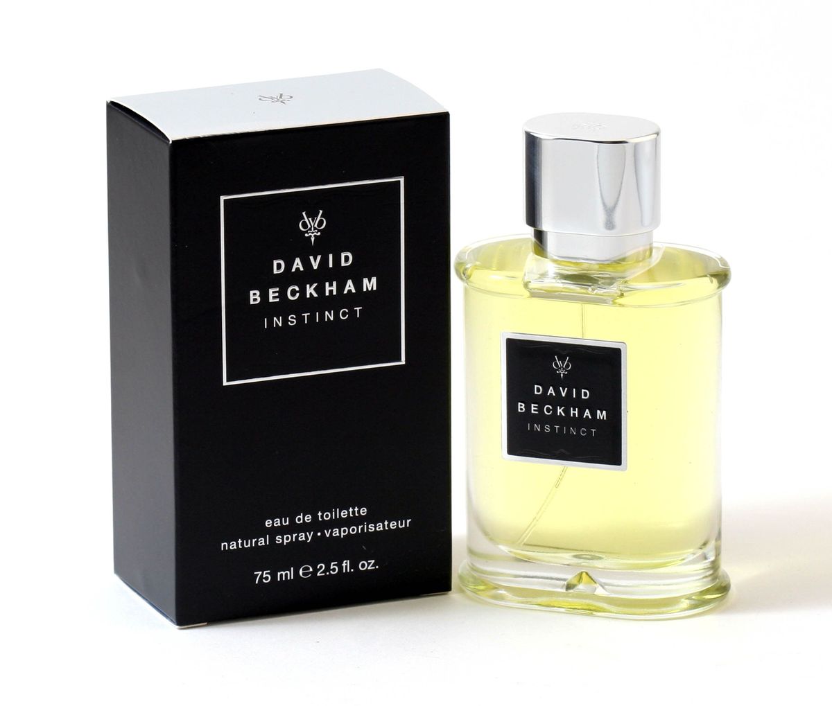 David Beckham Beckham Instinct Туалетная вода мужская, 50 мл15000009000 David Beckham Beckham Instinct Туалетная вода мужская, 50 мл15000009000Кардамон, Бергамот, Мандарин, Стручковый перец (чили), Пачули, Анис, Ветивер. David Beckham Instinct (Дэвид Бэкхэм. Инстинкт). Это дебютный аромат, созданный Дэвидом и Викторией Бэкхэм в 2005 году. Авторами парфюмерной композиции стали Бетрис Пик и Ален Астори.