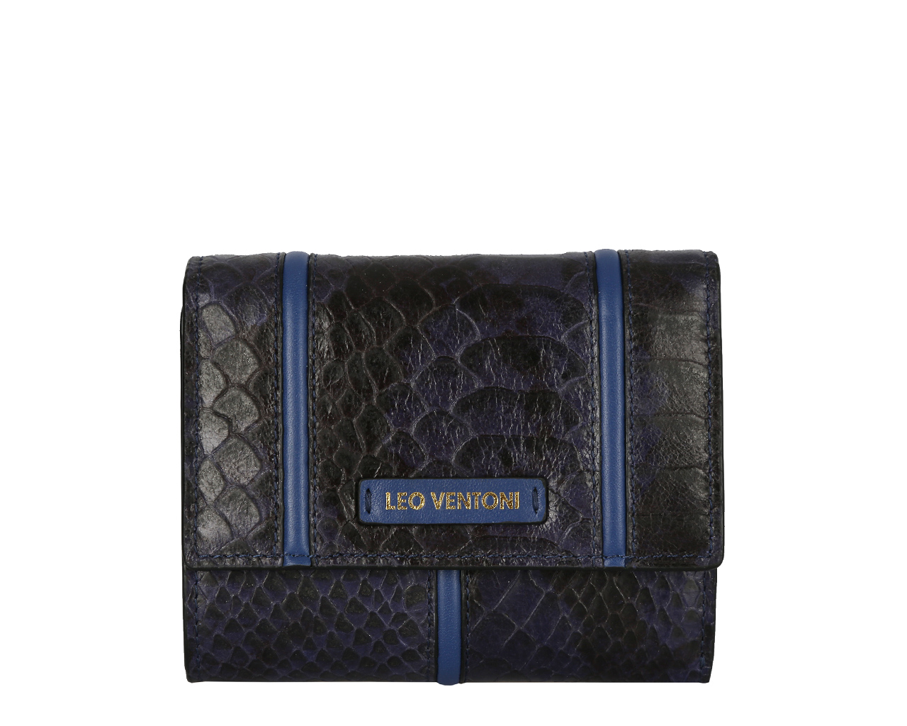 Кошелек женский Leo Ventoni, цвет: темно-синий. L330785L330785 blue pitone Кошелек женский Leo Ventoni, цвет: темно-синий. L330785L330785 blue pitoneЭлегантный кошелек Leo Ventoni выполнен из натуральной кожи с тиснением под питона . Внутренняя часть изделия выполнена из текстиля и натуральной кожи. Изделие раскладывается и закрывается на застежку-кнопку. Внутри расположены отделение для купюр, три боковых кармана, шесть карманов для кредитных карт. Снаружи, на тыльной стороне кошелька расположен врезной карман на застежке-молнии. Изделие поставляется в фирменной коробке с логотипом бренда. Стильный кошелек Leo Ventoni станет отличным подарком для человека, ценящего качественные и практичные вещи.