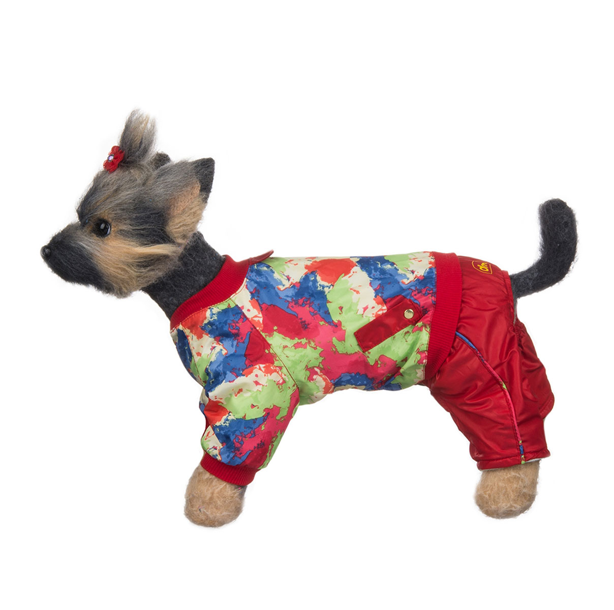 Комбинезон для собак Dogmoda Акварель, для девочки, цвет: красный, синий, зеленый. Размер 2 (M)DM-150311-2 Комбинезон для собак Dogmoda Акварель, для девочки, цвет: красный, синий, зеленый. Размер 2 (M)DM-150311-2Комбинезон для собак Dogmoda Акварель отлично подойдет для прогулок поздней осенью или ранней весной. Комбинезон изготовлен из полиэстера, защищающего от ветра и осадков, с подкладкой из флиса, которая сохранит тепло и обеспечит отличный воздухообмен. Комбинезон застегивается на кнопки, благодаря чему его легко надевать и снимать. Ворот, низ рукавов оснащены широкими трикотажными манжетами, которые мягко обхватывают шею и лапки, не позволяя просачиваться холодному воздуху. На пояснице комбинезон декорирован трикотажной резинкой. Благодаря такому комбинезону простуда не грозит вашему питомцу и он не даст любимцу продрогнуть на прогулке.