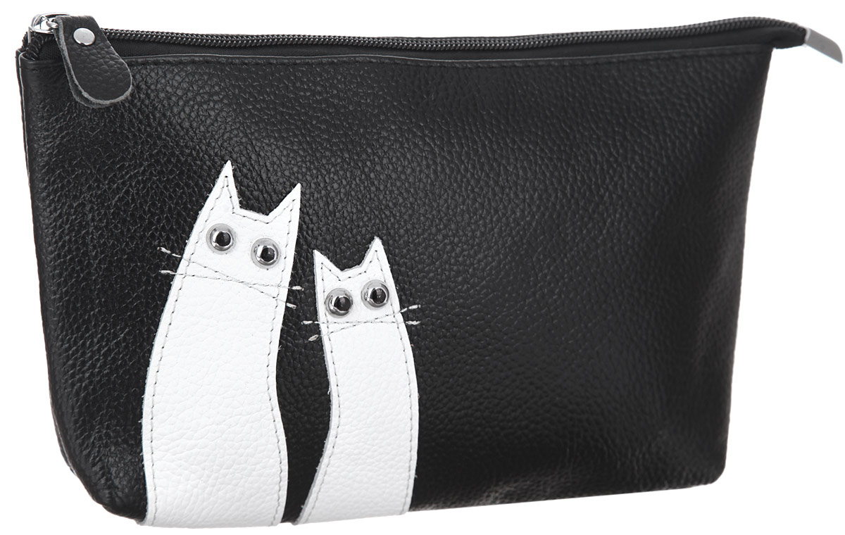 Косметичка Cheribags, цвет: черный, белый. K-18K-18 Косметичка Cheribags, цвет: черный, белый. K-18K-18Стильная косметичка Cheribags выполнена из натуральной кожи с зернистой фактурой и оформлена аппликацией в виде двух котиков. Косметичка закрывается на молнию и содержит одно вместительное отделение. Оригинальная косметичка Cheribags станет отличным подарком для человека, ценящего качественные и практичные вещи.