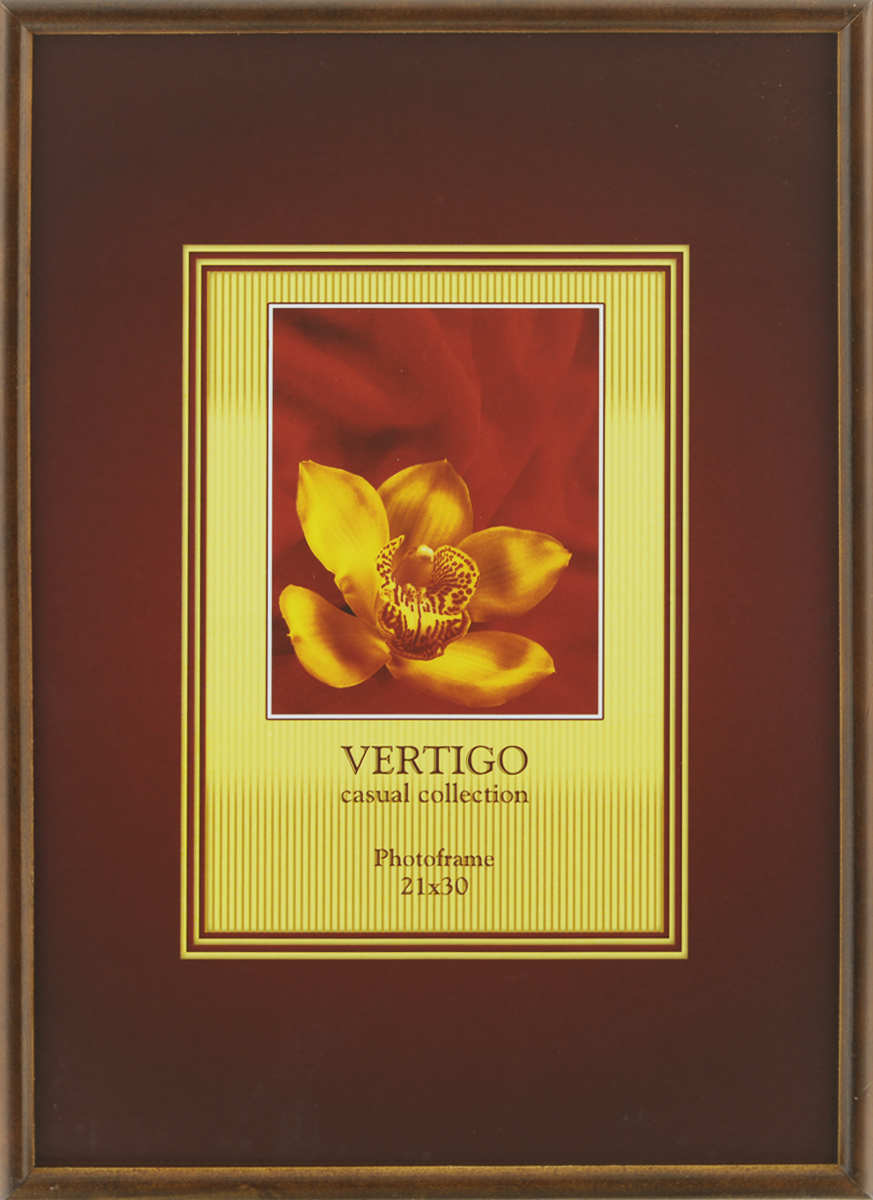 Фоторамка Vertigo Veneto, 21 см х 30 см12181 WF-019/181 Фоторамка Vertigo Veneto, 21 см х 30 см12181 WF-019/181Фоторамка Vertigo Veneto выполнена из дерева и стекла, защищающего фотографию. Оборотная сторона рамки оснащена специальной ножкой, благодаря которой ее можно поставить на стол или любое другое место в доме или офисе. Также на изделии имеются специальные крепления для подвешивания. Такая фоторамка поможет вам оригинально и стильно дополнить интерьер помещения, а также позволит сохранить память о дорогих вам людях и интересных событиях вашей жизни.