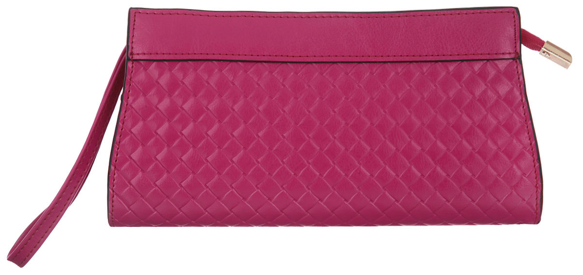 Кошелек женский Cheribags, цвет: фуксия. 2258-332258-33 Кошелек женский Cheribags, цвет: фуксия. 2258-332258-33Оригинальный кошелек Cheribags выполнен из натуральной кожи с гладкой фактурой, оформлен тиснением клетка, дополнен металлической фурнитурой. Изделие содержит одно отделение, которое закрывается на застежку-молнию, внутри расположены два отделения для купюр, отделение для монет на молнии, два накладных кармана и двенадцать кармашков для визиток или кредитных карт. Кошелек Cheribags прекрасно дополнит образ и подчеркнет ваш неповторимый стиль.