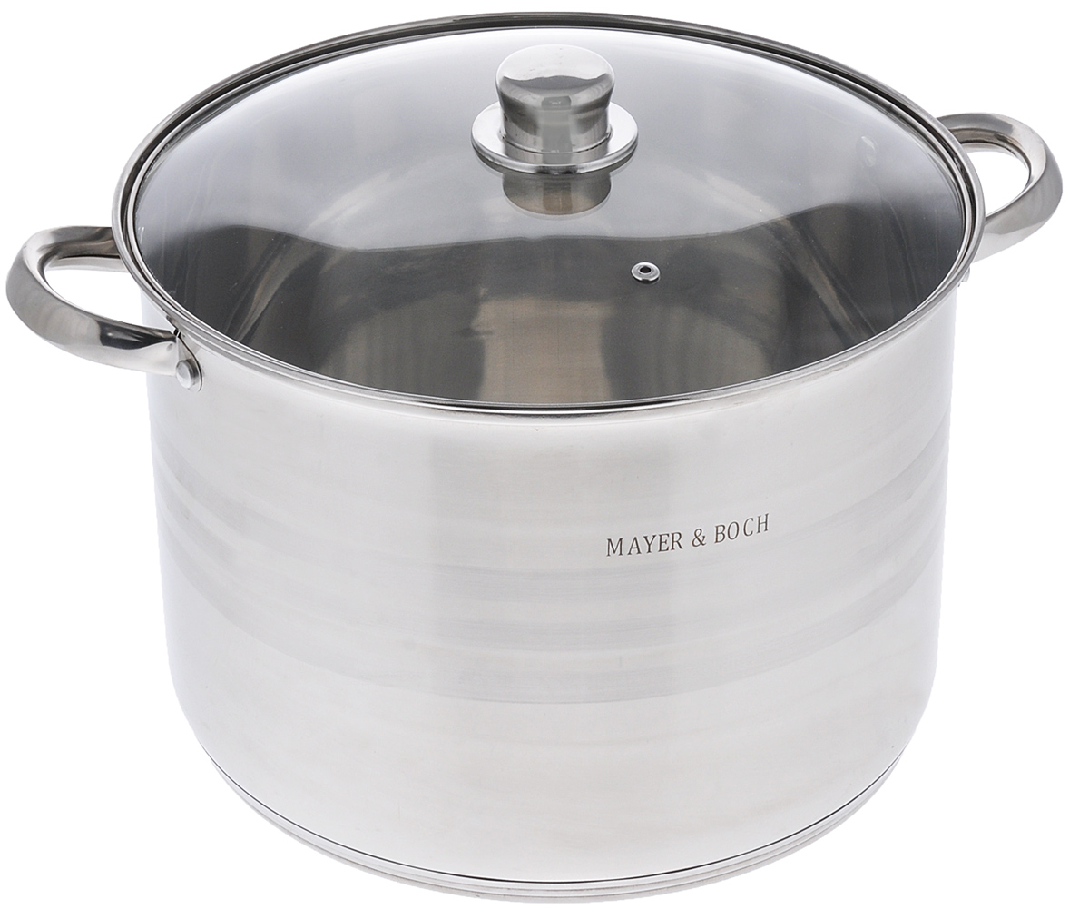 Кастрюля Mayer & Boch Modern с крышкой, 14,8 л24062 Кастрюля Mayer & Boch Modern с крышкой, 14,8 л24062Кастрюля Mayer & Boch Modern изготовлена из высококачественной нержавеющей стали. Кастрюли из такого материала предназначены для здорового и экологичного приготовления пищи. Сочетание зеркальной и матовой полировки придает посуде эстетичный вид. Кастрюля оснащена удобными ручками. Крышка изготовлена из жаропрочного стекла, оснащена металлическим ободом, отверстием для выпуска пара. Крышка плотно прилегает к стенкам посуды, сохраняя аромат блюд. Можно использовать на всех типах плит, включая индукционные. Можно мыть в посудомоечной машине. Диаметр: 30 см. Высота стенки: 21,5 см. Толщина стенки: 0,6 мм. Толщина дна: 4 мм. Ширина с учетом ручек: 40 см.