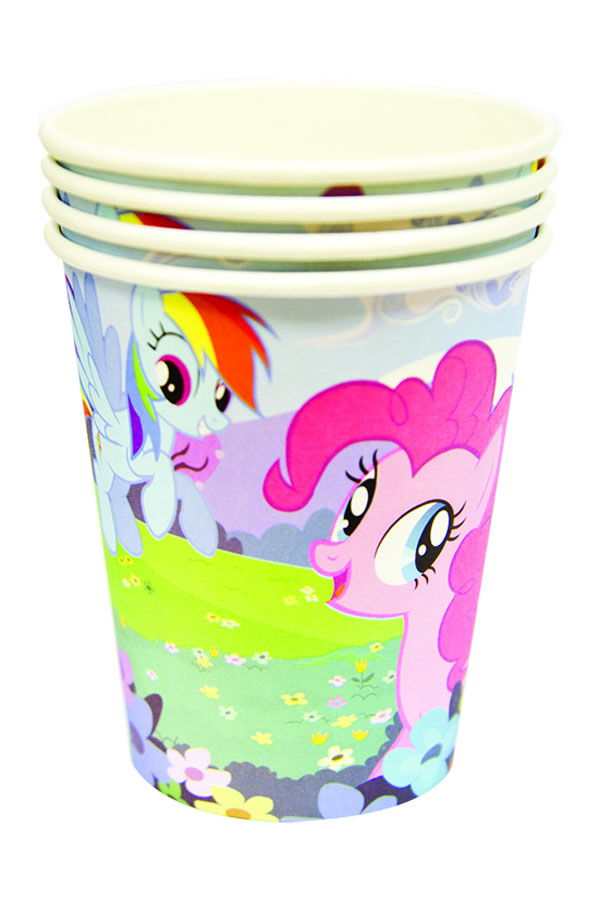 Amscan Стакан My Little Pony 8 шт1502-1324 Amscan Стакан My Little Pony 8 шт1502-1324Стаканы Amscan My Little Pony изготовлены из качественной пищевой бумаги. Они выполнены в нежных цветах и оформлены изображениями милых лошадок. Изделие станет великолепным дополнение к детскому торжеству. Такая посуда является экологически чистой, не наносит вреда здоровью и достаточно быстро самостоятельно утилизируется, не загрязняя окружающую среду. В комплекте 8 картонных стаканчиков.