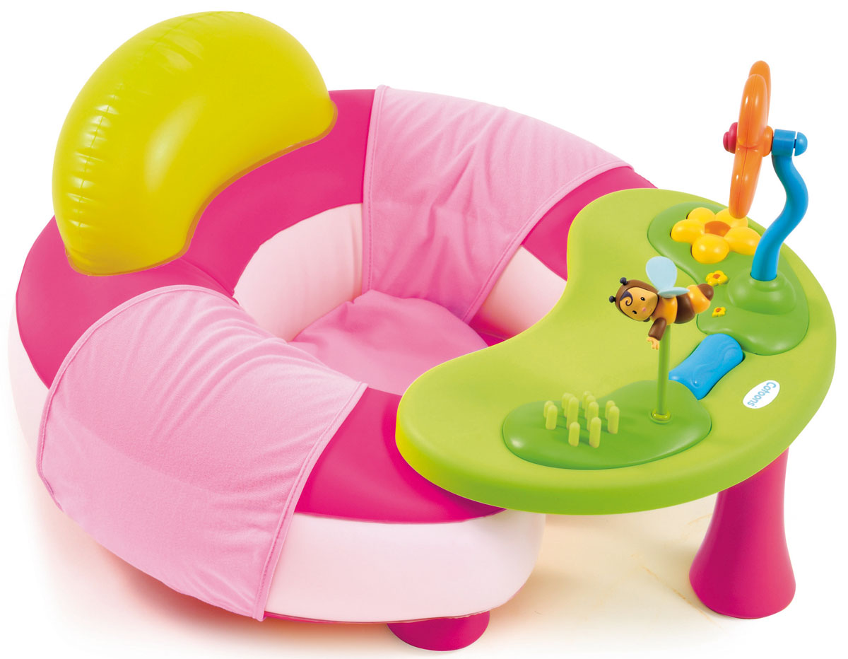 Smoby Надувной игровой центр цвет розовый211308_розовый Smoby Надувной игровой центр цвет розовый211308_розовыйРодители подросших детишек прекрасно знают, как порой сложно занять любопытного малыша. Увлечь ребенка и развить необходимые навыки Вам поможет надувной игровой центр Smoby. В нем малыш будет чувствовать себя удобно и комфортно, чтобы развиваться и познавать окружающий мир. Он предназначен для малышей от 6 месяцев, а благодаря нежно-розовой раскраске подходит для девочек. Центр состоит из: удобного надувного кресла, мягкой подушки, наполненной шариками, столика с развивающими игрушками. За столиком можно покушать или порисовать, а также использовать отдельно. На столики закреплены музыкальный цветок-погремушка с зеркальцем и красочная пчелка. С помощью игрушек ребенок развивает моторику детских пальчиков и внимание, а яркие насыщенные цвета развивают зрительные способности крохи. Изучая все элементы надувного центра Smoby ребенок развивает свое внимание и при этом испытывает чувство уюта и удобства.