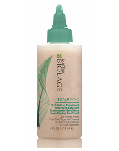 Matrix Biolage Scalpsyncскраб для кожи головы 118млP0942700 Matrix Biolage Scalpsyncскраб для кожи головы 118млP0942700Скраб предназначен только для профессионального использования мастером в салоне красоты. Он удаляет излишки себума на коже головы, очищает от загрязнений и остатков стайлинга, деликатно отшелушивает ороговевшие клетки кожи головы. Обеспечивает микроциркуляцию кожи головы, стимулируя процесс обновления клеток кожи головы и рост волос. Отличается нежной текстурой. Подходит для всех типов волос, как для женщин, так и для женщин. Не рекомендуется использовать на раздраженную кожу головы.