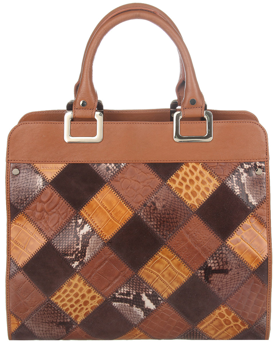 Сумка женская Galaday, цвет: рыжий. GD2137Q-2-brownGD2137Q-2-brown Сумка женская Galaday, цвет: рыжий. GD2137Q-2-brownGD2137Q-2-brownЖенская сумка GALADAY рыжего цвета. Внутри одно отделение в котором имеются два кармана на молнии и два кармашка для мелочей. Сумка закрывается на пластиковую молнию. Фурнитура - блестящее золото. Кожа плотная, форму держит. Размеры вмещают формат А4. В комплектацию входит наплечный ремень. Рекомендации по уходу: Рекомендуется уход специальными средствами, предназначенными для данного вида кожи Рекомендации по использованию товара: Сумка- это акссесуар гардероба, который рекомендуется использовать для перноски и хранения небольших по размеру предметов. Конструкция: Мягкие