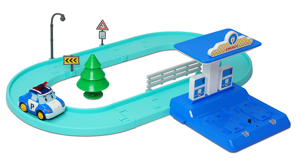 Robocar Poli Игровой набор Маленький трек с умной машинкой Поли83270 Robocar Poli Игровой набор Маленький трек с умной машинкой Поли83270Игровой набор Robocar Poli Маленький трек с умной машинкой: Поли создан специально для маленьких гонщиков. В набор входят: умная машинка Поли, трек, автозаправка, дорожные знаки, уличный фонарь, елочка, изгородь и вкладыш с наклейками для украшения трека. Машинка работает от аккумулятора и умеет держать дистанцию - если на треке есть другая машинка из серии Robocar Poli, то она будет держаться от нее на расстоянии 5 см. Во время движения на крыше Поли мигает красный огонек. Когда заряд умной машинки закончится, ее можно подзарядить на специальной станции, оформленной в виде автозаправки. Игровой набор Robocar Poli Маленький трек с умной машинкой: Поли подарит вашему ребенку массу впечатлений и поспособствует развитию внимания и реакции. Ваш ребенок будет в восторге от такого подарка! Необходимо докупить 3 батарейки напряжением 1,5V типа АА (не входят в комплект).