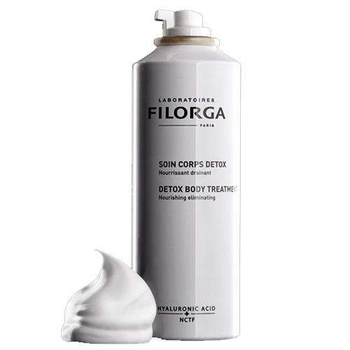 Filorga УХОД ЗА ТЕЛОМ питание и Detox 150 млDCGP040 Filorga УХОД ЗА ТЕЛОМ питание и Detox 150 млDCGP040Уход за телом Питание и Детокс одновременно улучшает качество кожи и омолаживает её. Это первый уход за телом, включающий в себя питание кожи дренаж и детокс.Восстанавливает тонус и упругость кожи, устраняет отечность. Обновленная кожа становится более мягкой и гладкой. Питание: ультрапитательное масло карите гармонично вписывается в формулу крема-мусса.Мусс нежно обволакивает кожу, успокаивая и питая ее. Детокс и дренаж: кверцетин стимулирует активностьэнзимов, способствующих выведеению токсинов. Растительный комплекс, обогащенный флавоноидами и сапонинами усиливает микроциркуляцию крови и дренажный эффект. Пилинг-эффект: гликолевая кислота мягко отшелушивает мертвые клетки и выранивает микрорельеф кожи. Хроносферы стимулируют клеточное восстановление и омолаживает кожу. ; ; Доказанная эффективность: 61% Стимурование синтеза коллагена* 31% Улучшение микроциркуляции крови* -0,5 см Уменьшение объема икры* 73% Повышение упругости кожи* 92 % Кожа более мягкая* *Тест в 2-хгруппах по 10...
