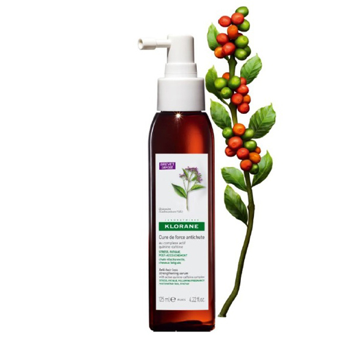 Klorane Концентрат Thinning Hair укрепляющий от выпадения волос с комплексом Хинина и Кофеина 125 млC33769 Klorane Концентрат Thinning Hair укрепляющий от выпадения волос с комплексом Хинина и Кофеина 125 млC33769Комплекс Хинина и Кофеина,(запатентованная формула), который стимулирует естественный рост волос и восстанавливает их жизненную силу. От корней до кончиков. Доказанная эффективность: стимулирование роста волос +30% Решает проблемы, связанные с реакционным выпадением волос, а также укрепляет уставшие ослабленные волосы. Настоящий источник энергии для волос, восстанавливающий их жизненную силу - от корней до кончиков. Как работает - Активирует микроциркуляцию в коже головы - Стимулирует процесс клеточного деления - Защищает волосяную луковицу от воздействия свободных радикалов - Оказывает укрепляющее действие на структуру кератина НОВШЕСТВО: воздействует непосредственно в центр волосяного фолликула, стимулируя активность 3 основных генов, принимающих активное участие в борьбе с реакционным выпадением волос Спустя 6 недель применения: - процесс выпадение волос замедляется - стимулирование естественного роста волос - объем волос увеличивается - волосы становятся более...