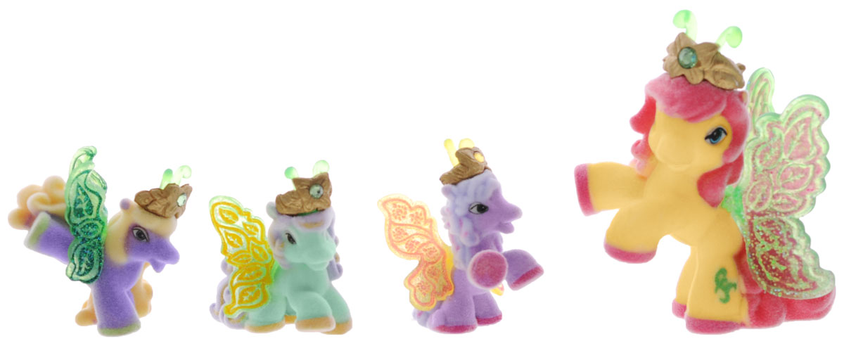 Filly Набор фигурок Волшебная семья Emmaemma/astM770041-3850 Filly Набор фигурок Волшебная семья Emmaemma/astM770041-3850Набор фигурок Filly Волшебная семья Emma придется по вкусу вашей дочурке, ведь все девочки обожают волшебных лошадок Filly! Набор включает большую фигурку лошадки Эммы и фигурки трех жеребят. Также в набор входят 4 карточки героев и красочный иллюстрированный буклет. Фигурки выполнены из прочного пластика и покрыта мягким флоком. У лошадки есть яркие полупрозрачные крылья, оформленные множеством сверкающих блесток. На крылышках каждой лошадки-бабочки изображен герб семейства, к которому они принадлежат. Лошадки-бабочки Filly живут в прекрасном саду посреди волшебного леса Папиллия. Помимо крылышек бабочки, от обычных лошадок Филли отличаются также небольшими антеннами и короной со сверкающим кристаллом Swarovski на голове. Ваша дочурка с удовольствием будет играть с этим набором и устраивать настоящие волшебные приключения в мире лошадок-бабочек Filly. Фигурки очаровательных лошадок станут любимыми игрушками вашей малышки и займут достойное место в ее...