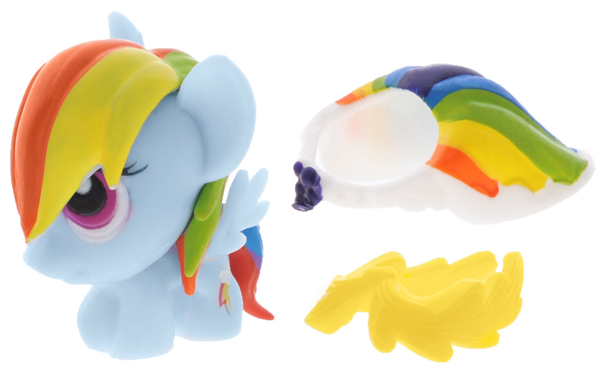 My Little Pony Игрушка-мялка Рейнбоу Дэш51626-0000012-02 My Little Pony Игрушка-мялка Рейнбоу Дэш51626-0000012-02Игрушка-мялка My Little Pony Рейнбоу Дэш непременно понравятся вашей малышке! Игрушка выполнена в виде известного персонажа мультфильма Дружба - это чудо. Изготовлена из пластичной массы, которую можно сжимать, крутить, кидать в стену и с ней ничего не случится. При ударе об стенку, расплющивается и снова принимают свою форму. В наборе с игрушкой имеются два аксессуара для пони. Игрушки- мялки способствует развитию мелкой моторики пальцев рук, развивает творческое мышление, укрепляет кистевые мышцы рук, создает позитивный эмоциональный фон и является замечательным антистрессом. Порадуйте своего ребенка таким замечательным подарком!