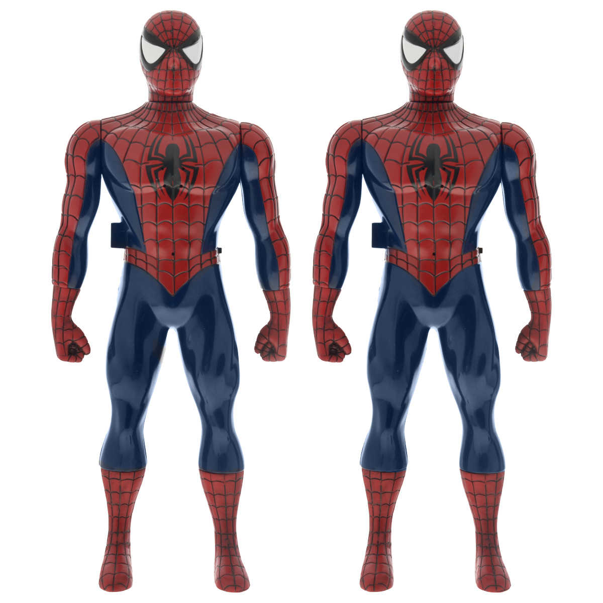 Рация IMC Toys Spider-Man550131 Рация IMC Toys Spider-Man550131Рация IMC Toys Spider-Man - это не только оригинальная фигурка, но и настоящее устройство связи! В набор входят 2 рации. Рация выполнена из прочного пластика в виде фигурки знаменитого супергероя Человека-Паука. Руки и голова фигурки подвижны. Рация имеет встроенную антенну, динамик и микрофон, и активируется нажатием на кнопку на боку фигурки. Не так-то просто выполнить сложную миссию по спасению мира, если подводит связь. Так что юным героям стоит всегда иметь под рукой такую рацию! Она поможет всегда быть в курсе ситуации. Необходимо докупить 2 батарейки напряжением 9V типа 6LR61 (не входят в комплект).