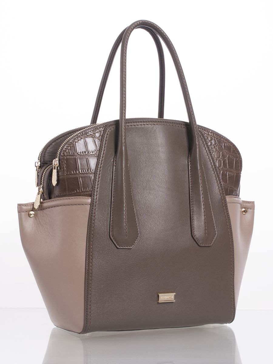 Сумка женская Eleganzza, цвет: бежевый, светло-бежевый. Z-14244-1Z-14244-1 Сумка женская Eleganzza, цвет: бежевый, светло-бежевый. Z-14244-1Z-14244-1Женская сумка ELEGANZZA из натуральной кожи. Сумка закрывается на три металлические молнии. Модель имеет три отделения. Внутри среднего - одно отделение, в котором карман на молнии, карман для мобильного телефона и открытый карман. Боковые отделения не имеют карманов. Высота ручек - 15 см.