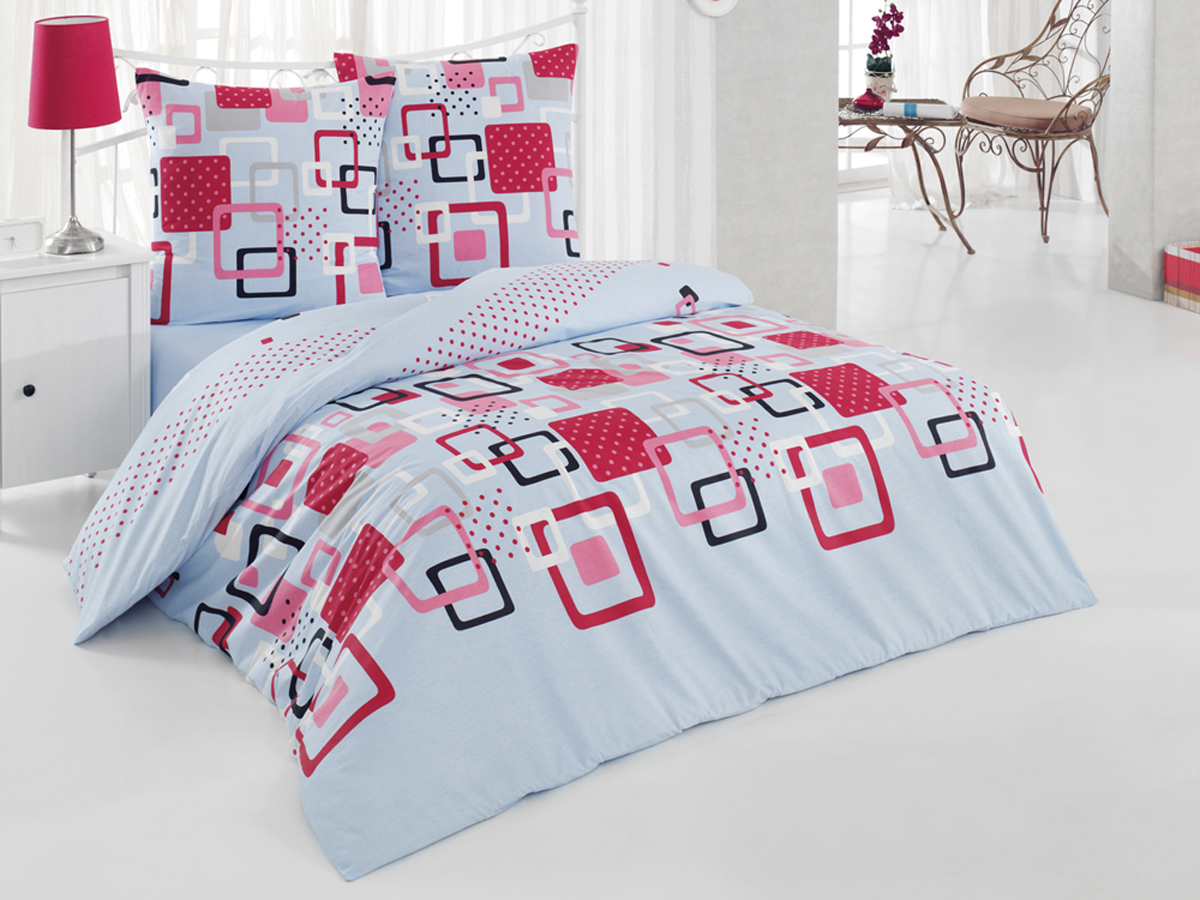 Комплект белья Tete-a-tete Classic Квадро, семейный, наволочки 70x70, цвет: голубой, бордовый, коралловыйК-8065 Комплект белья Tete-a-tete Classic Квадро, семейный, наволочки 70x70, цвет: голубой, бордовый, коралловыйК-8065Комплект постельного белья Tete-a-Tete Classic Квадро является экологически безопасным для всей семьи, так как выполнен из бязи (100% натурального хлопка). Комплект состоит из двух пододеяльников, простыни и двух наволочек. Постельное белье, оформленное изящными узорами, послужит прекрасным дополнением к интерьеру вашей спальной комнаты. Гладкая структура делает ткань приятной на ощупь, мягкой и нежной, при этом она прочная и хорошо сохраняет форму. Ткань легко гладится, не линяет и не садится. Комплект постельного белья Tete-a-Tete Classic Квадро станет отличным дополнением вашего интерьера и подарит гармоничный сон.