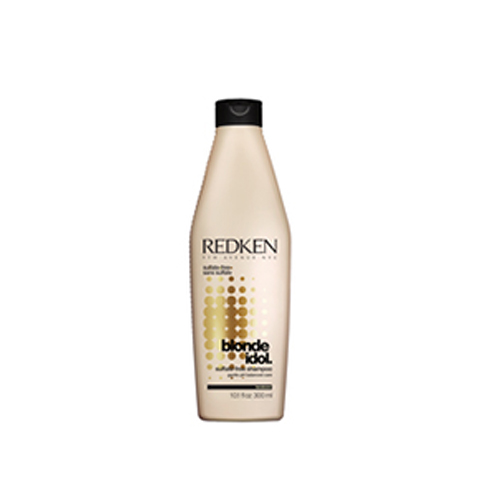 Redken шампунь Blonde Idol 300 млP0899700 Redken шампунь Blonde Idol 300 млP0899700Специально для волос блонд. Шампунь Блонд Айдол бережно очищает волосы, нормализует баланс pH и увлажняет их. Идеально подходит для светлых волос. При использовании всей гаммы Blonde Idol (шампунь, ВВВ-спрей,или маска) Эксклюзивная система REDKEN Kera-Bright System насыщенная кератиновыми связями, экстрактом листов фиалки и молочной кислотой, воздействует на волосы изнутри, укрепляя их, увлажняя активизируя процессы обновления клеток, усиливая синтез коллагена, увеличивая липидный запас и насыщая волосы блеском.